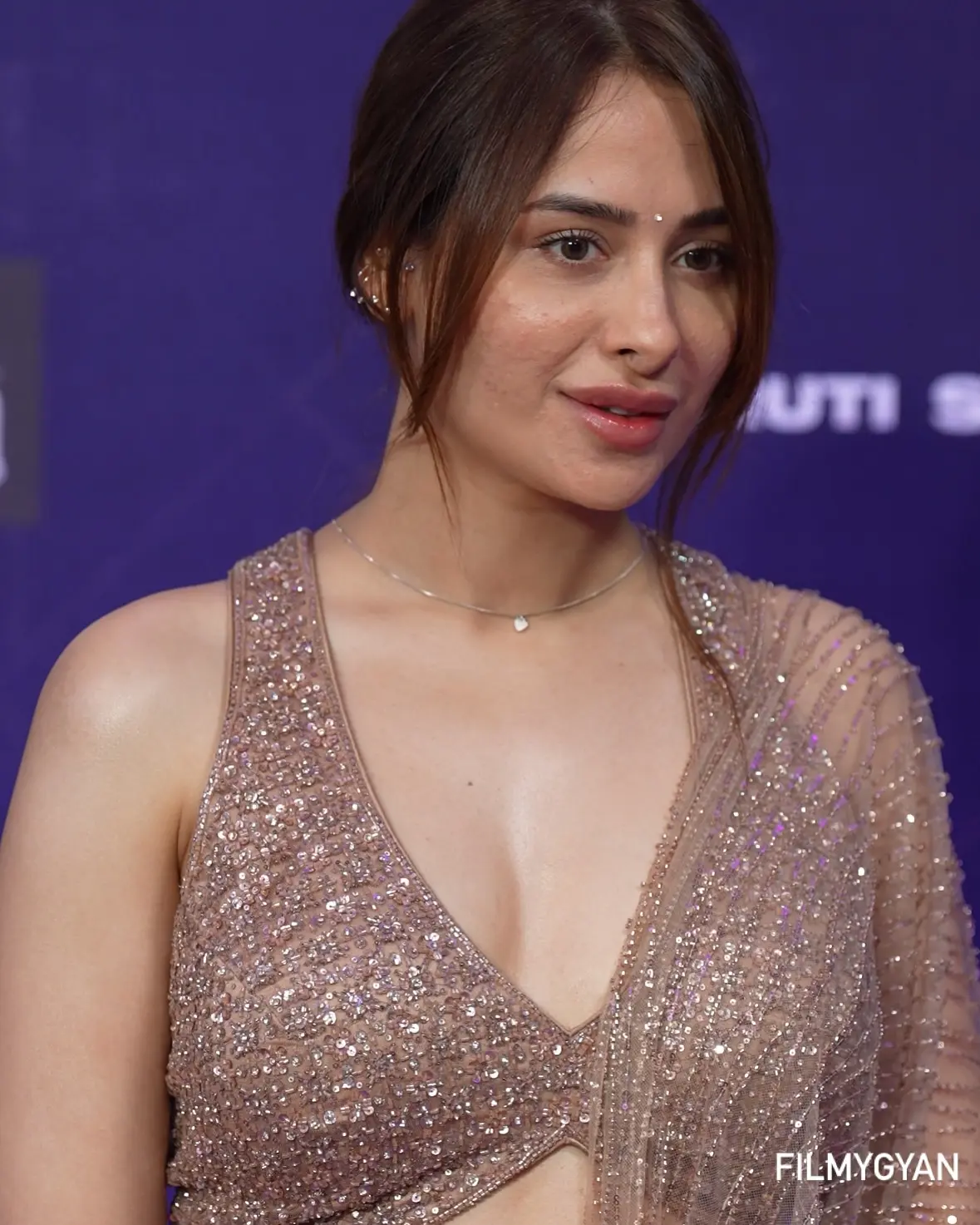 Mahira Admired By Filmygyan