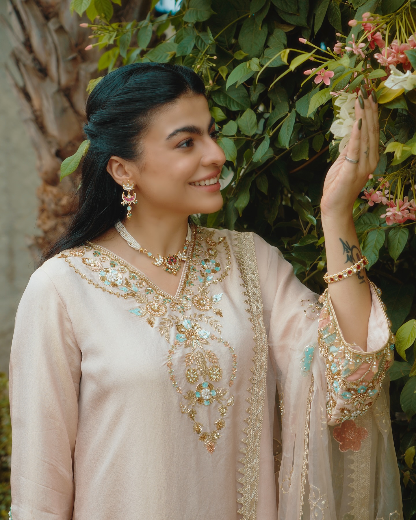 Mahisharma Shines in Bold Dhola Look