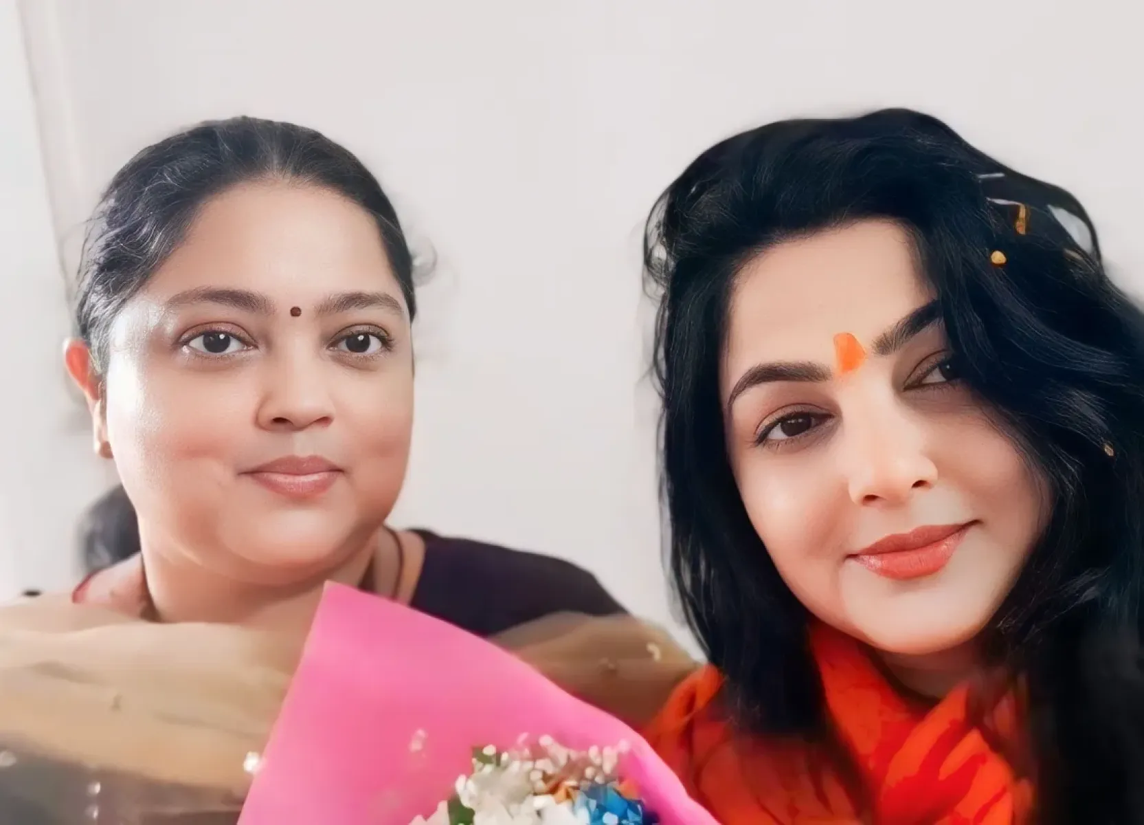 Mamta Kulkarni Celebrates Sister Bond Veteran actress pays tribute on Instagram, celebrating cherished sibling love and kinship!