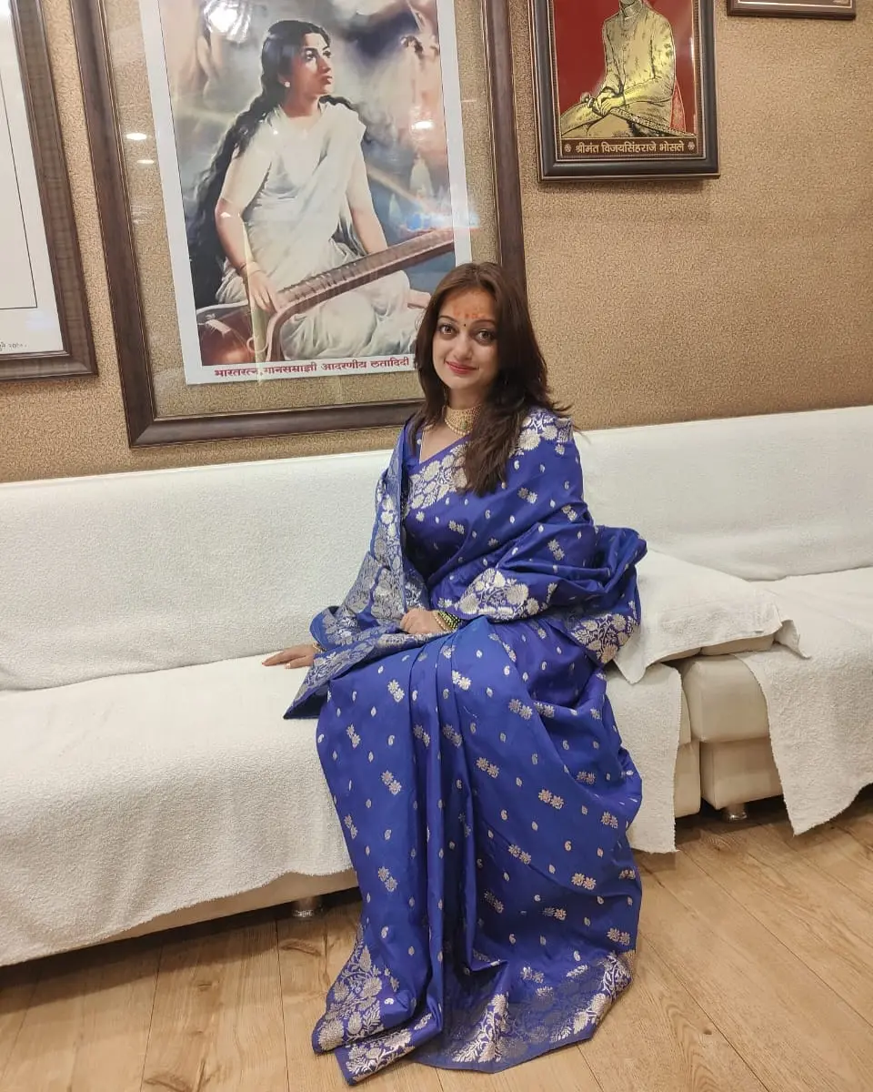 Manasi Naik Radiates Elegance in Savali Lifestyle Saree