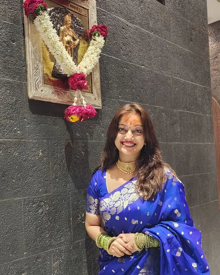 Manasi Naik Radiates Elegance in Savali Lifestyle Saree