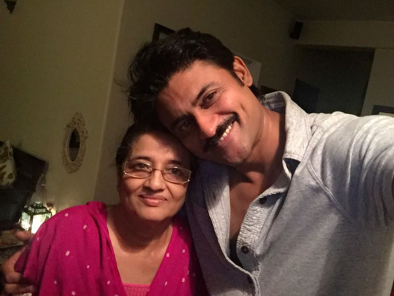 Actor Manav Gohil shares candid Instagram moment full of heartfelt admiration for his muse.