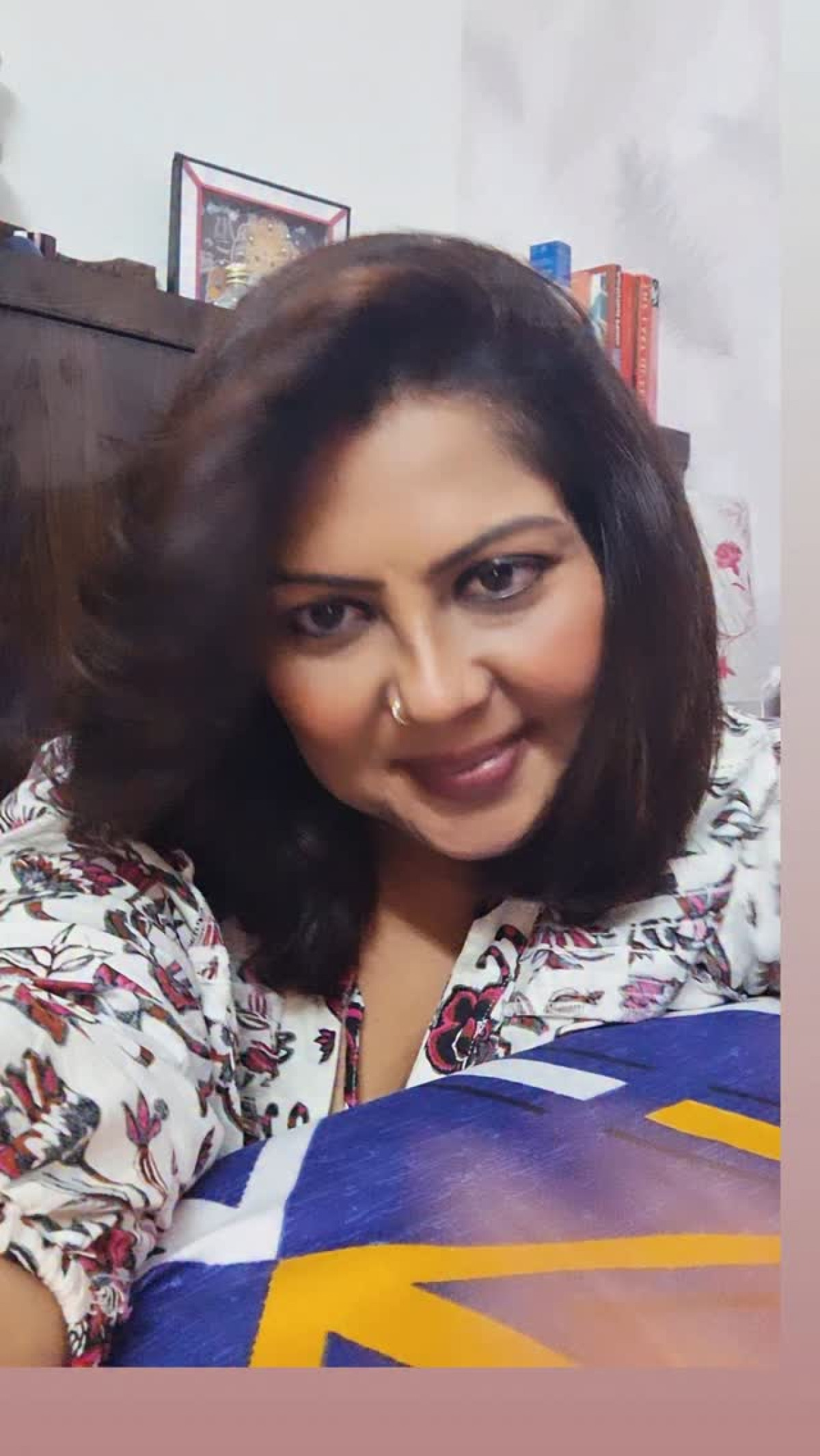 Maninee De Shares Cryptic Instagram Caption Manini Mishra captivates her audience with a cryptic post that leaves fans intrigued today.