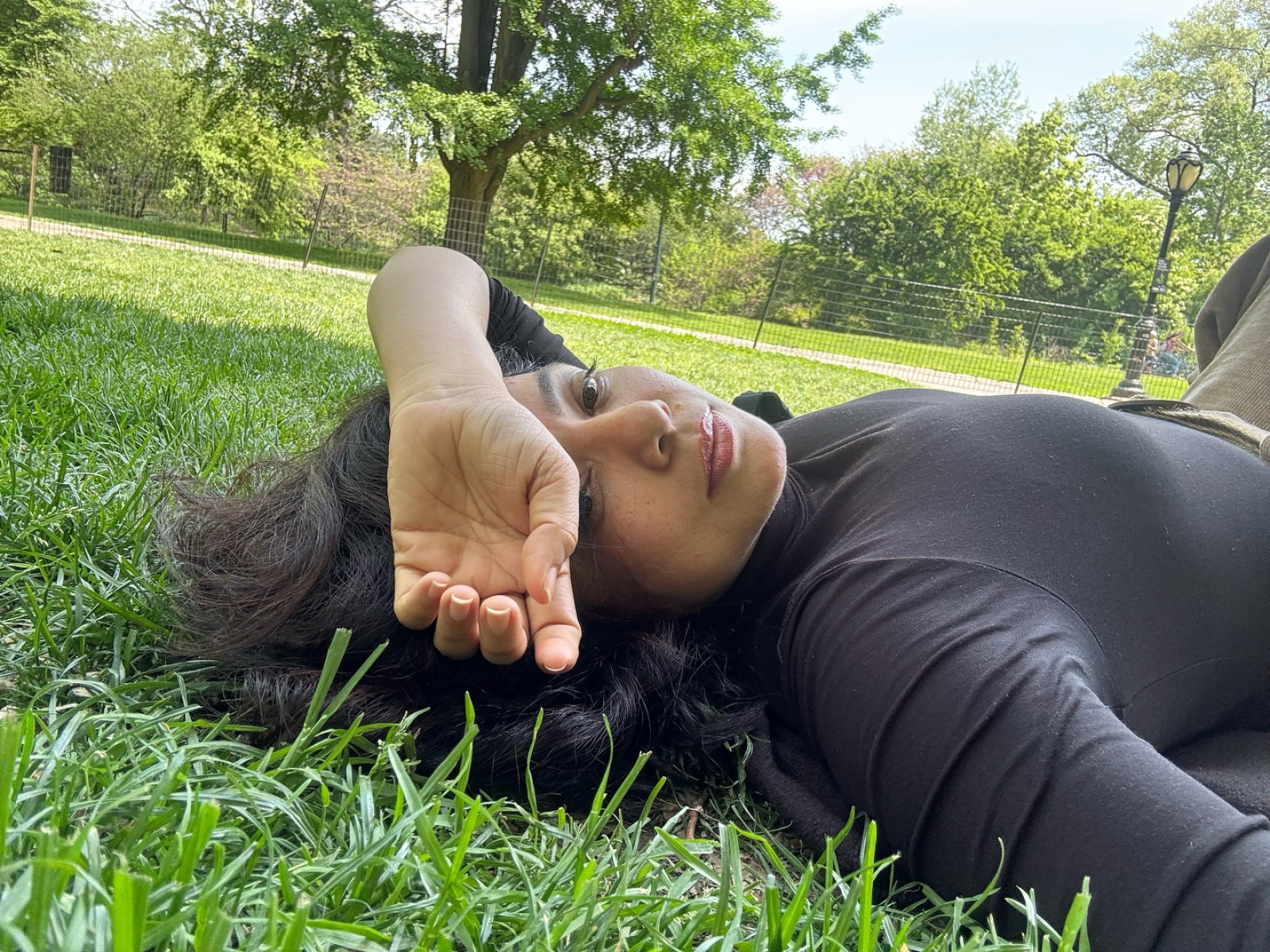 May Blossoms Inspire Rajshri Deshpande’s Poetic Tribute A poetic celebration of spring’s bloom that marries nature’s beauty with activist spirit!!
