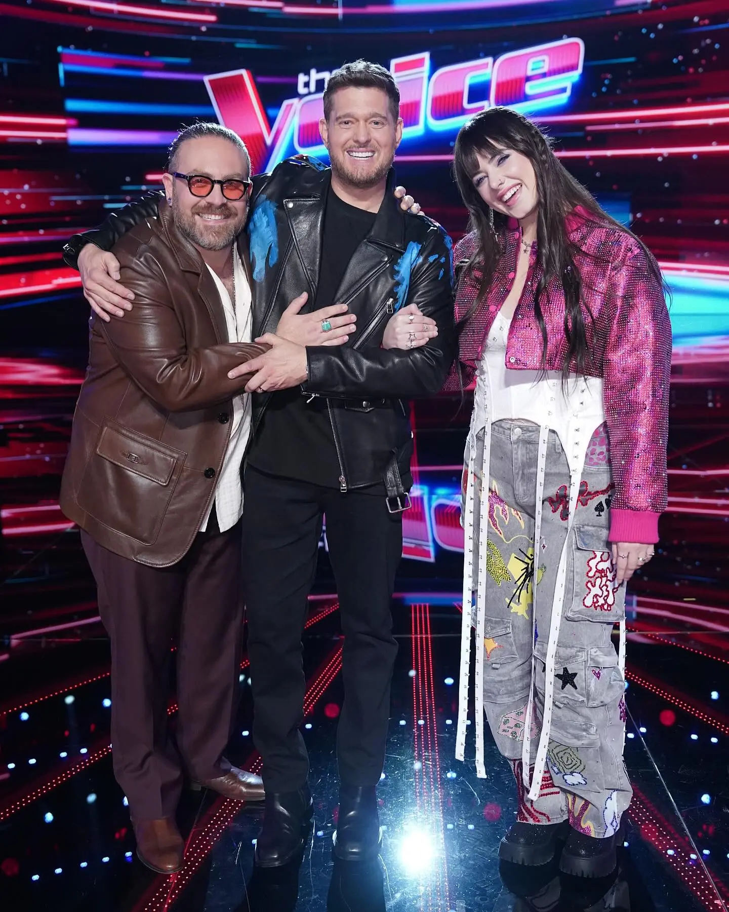 Michael Bublé Cheers Final Two In Voting Michael Bublé rallies fans with his iconic red chair ready for the final showdown tonight!