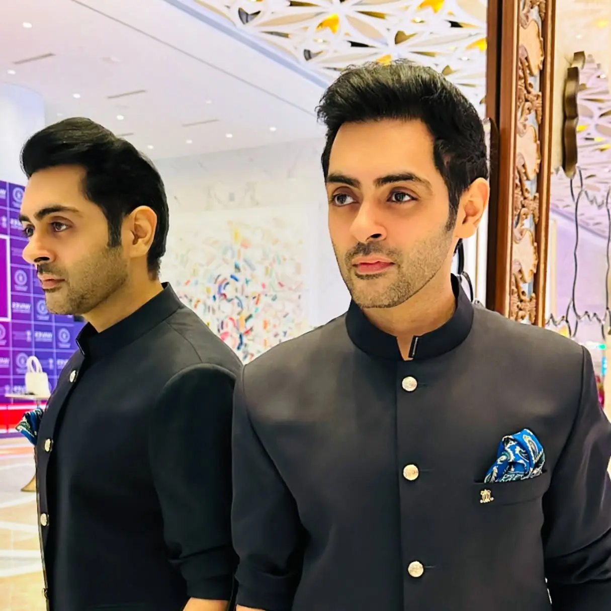Mirror Masterpiece: Karan Singh Chhabra's Reflective Art