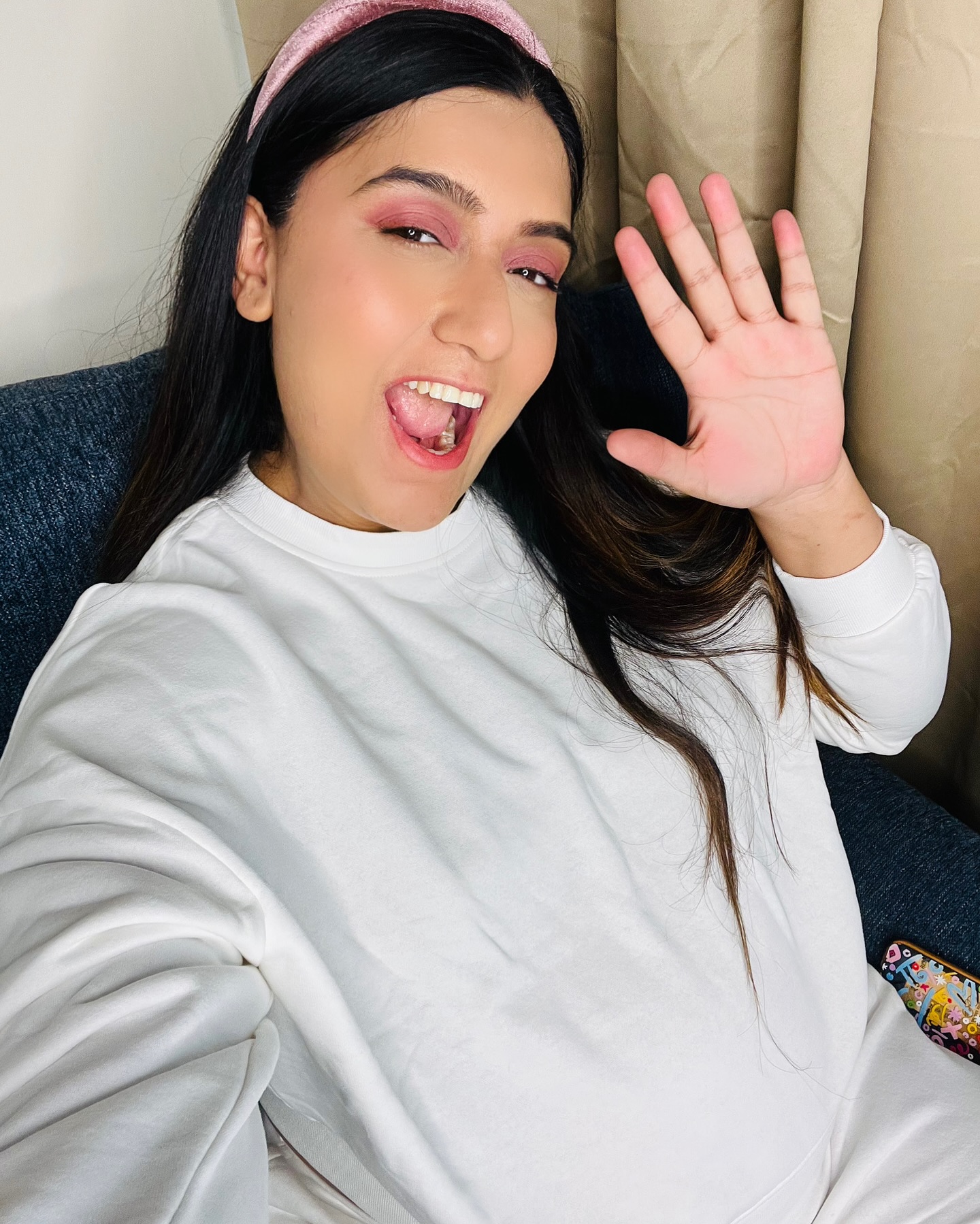 Mirzashireen Embraces Radiant Pregnancy Journey