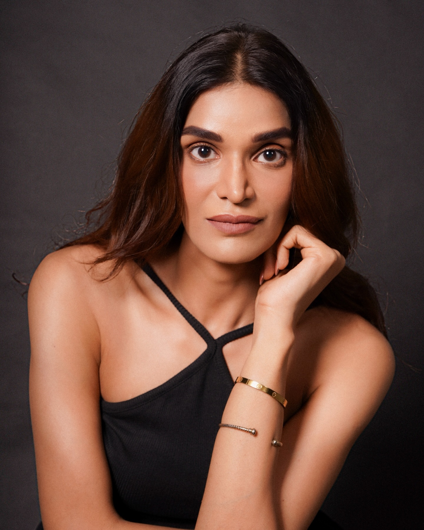 Monochrome Vision: Neeha Steps Into The Frame