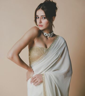 Moon Shines at Zee Cine Awards
