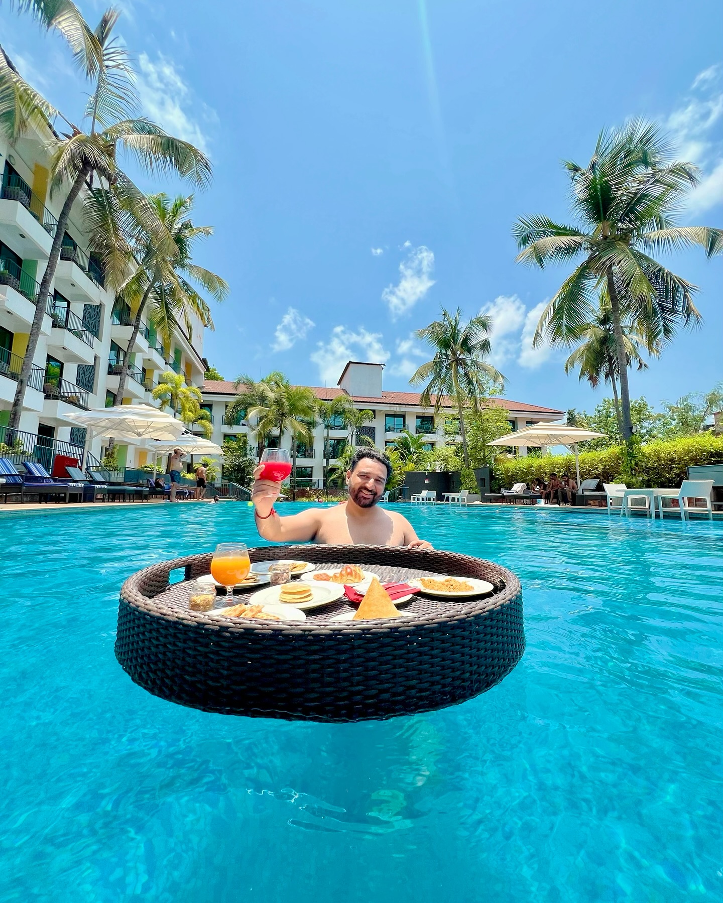 Morning Luxury in Goa: Romanch Mehta’s Floating Breakfast