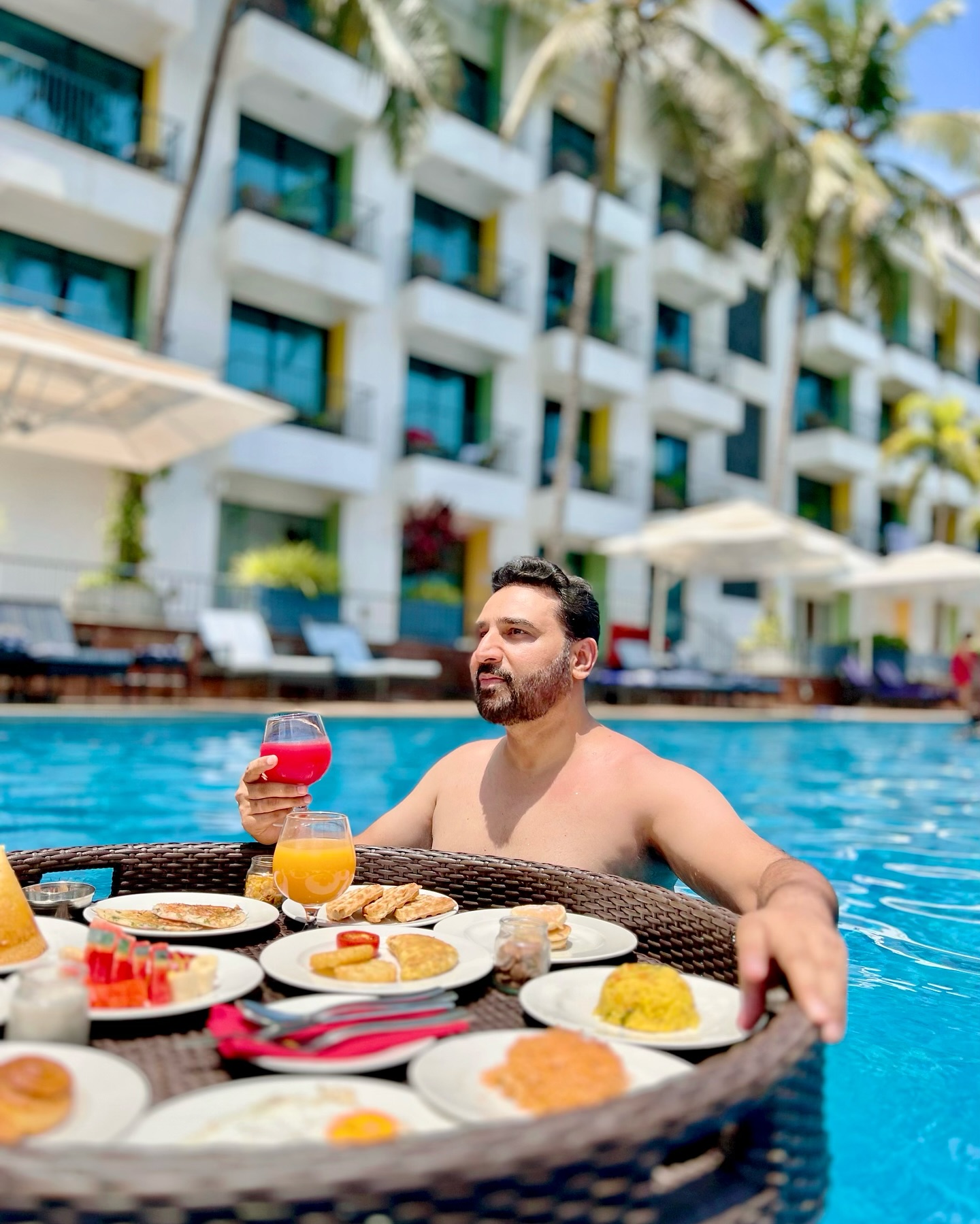 Morning Luxury in Goa: Romanch Mehta’s Floating Breakfast