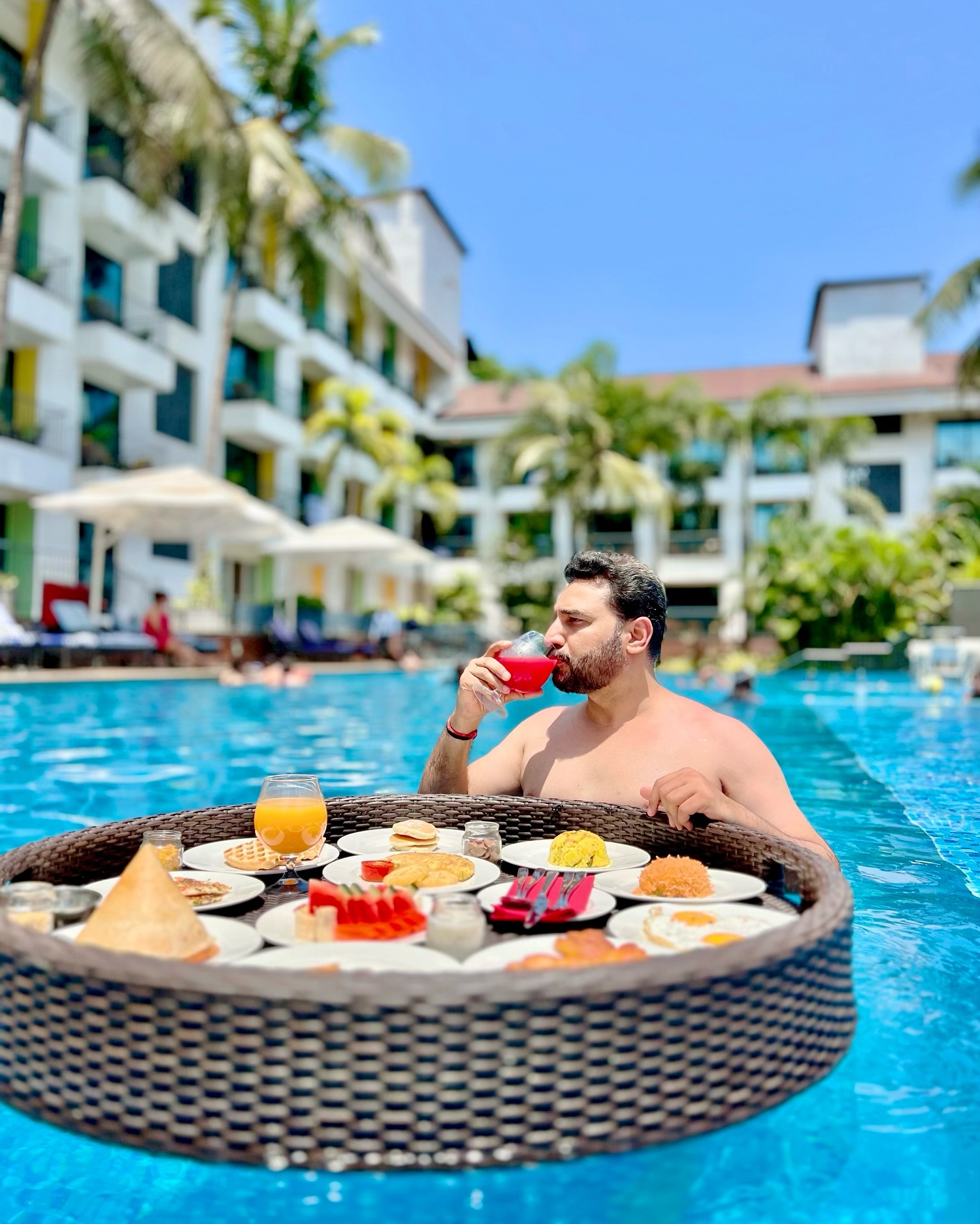 Morning Luxury in Goa: Romanch Mehta’s Floating Breakfast