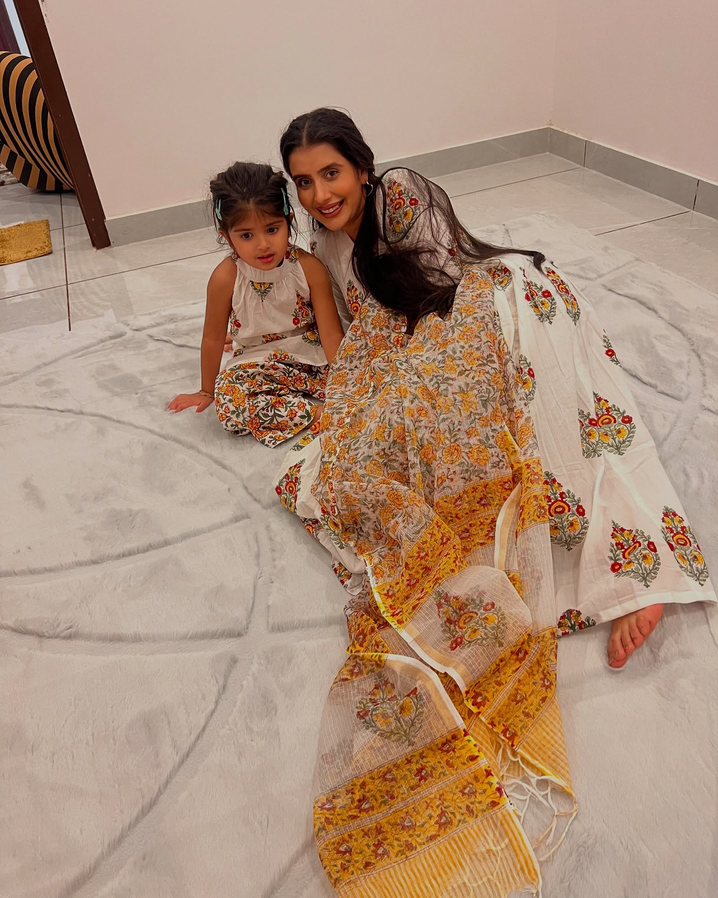 Heartfelt 'Dil Tu Jaan Tu' post features the chic mother-daughter duo lighting up fashion trends.