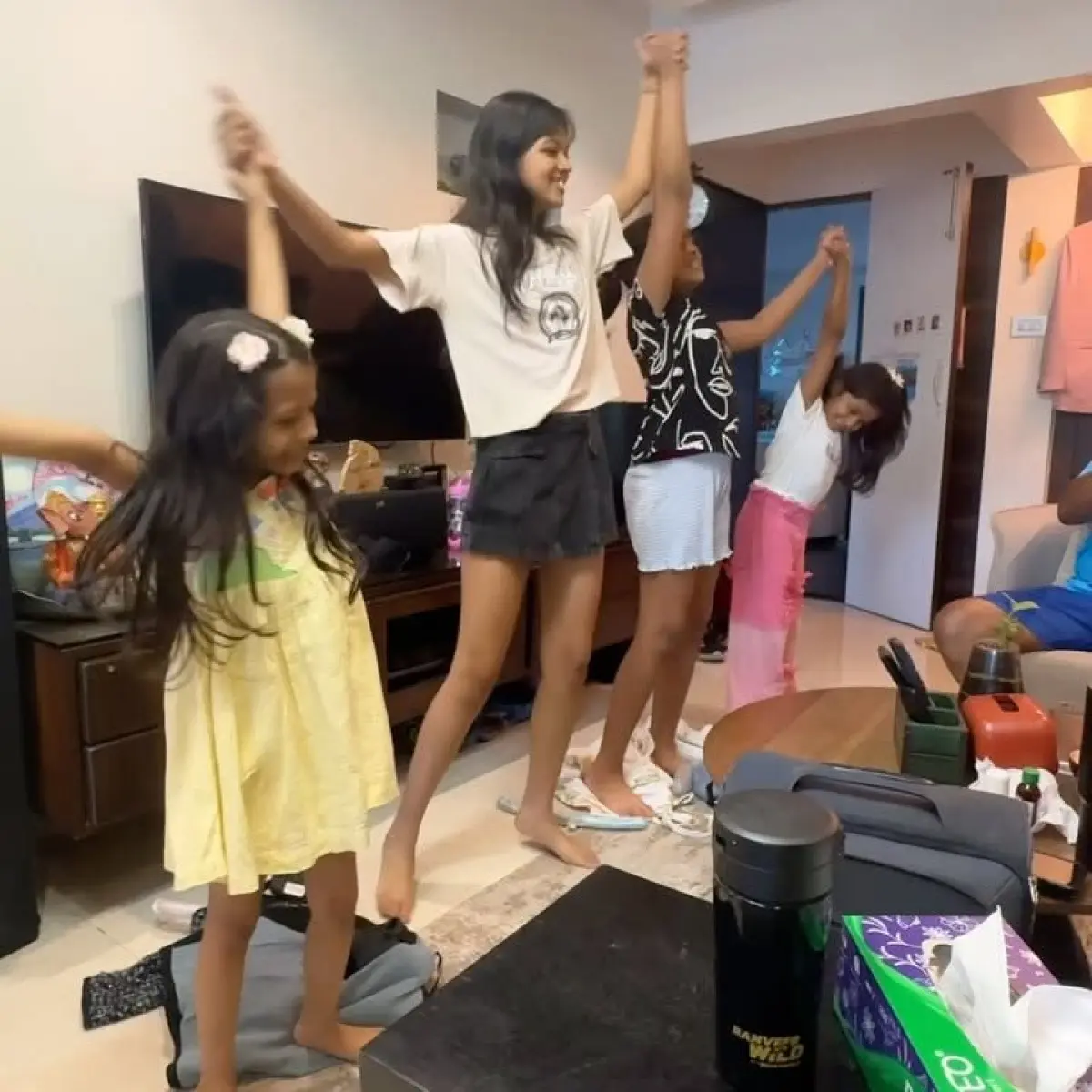 Mother’s Day Performance Steals The Spotlight Kids charm with a delightful Mother’s Day show, filling hearts and uniting kin with love!