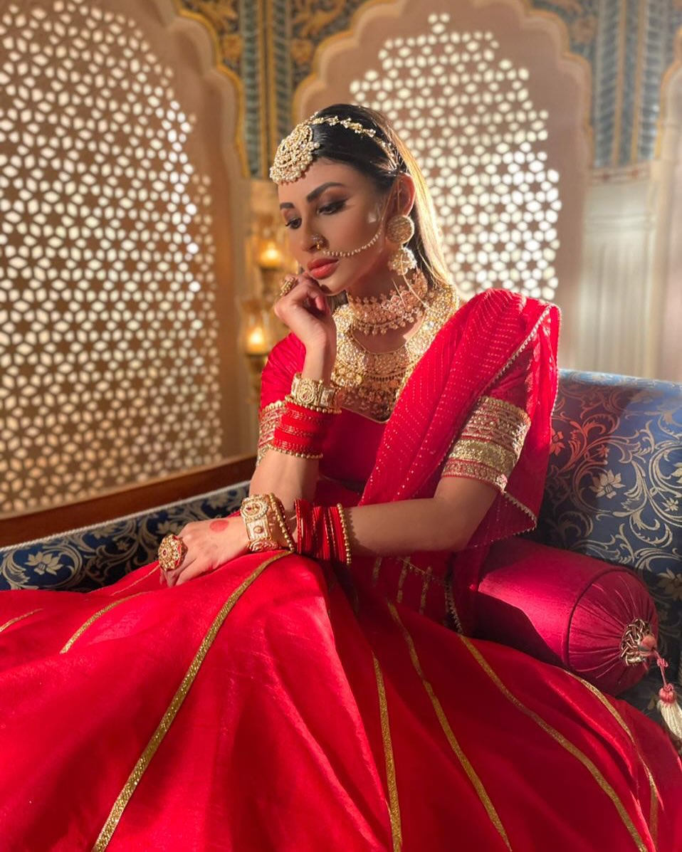 Mouni Roy Celebrates Untamed Love With Bold Instagram Post