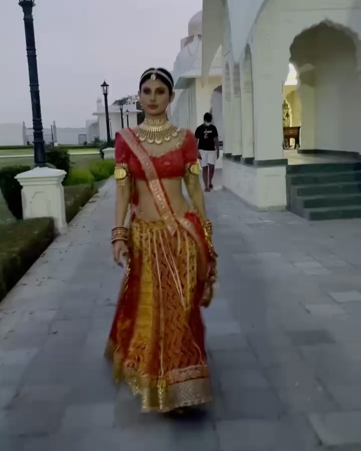 Mouni Roy Celebrates Untamed Love With Bold Instagram Post