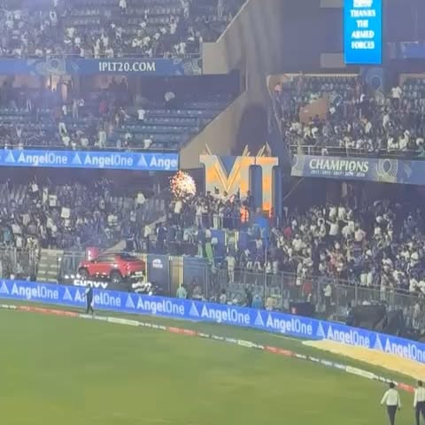 Mumbai Indians Clinch Playoffs