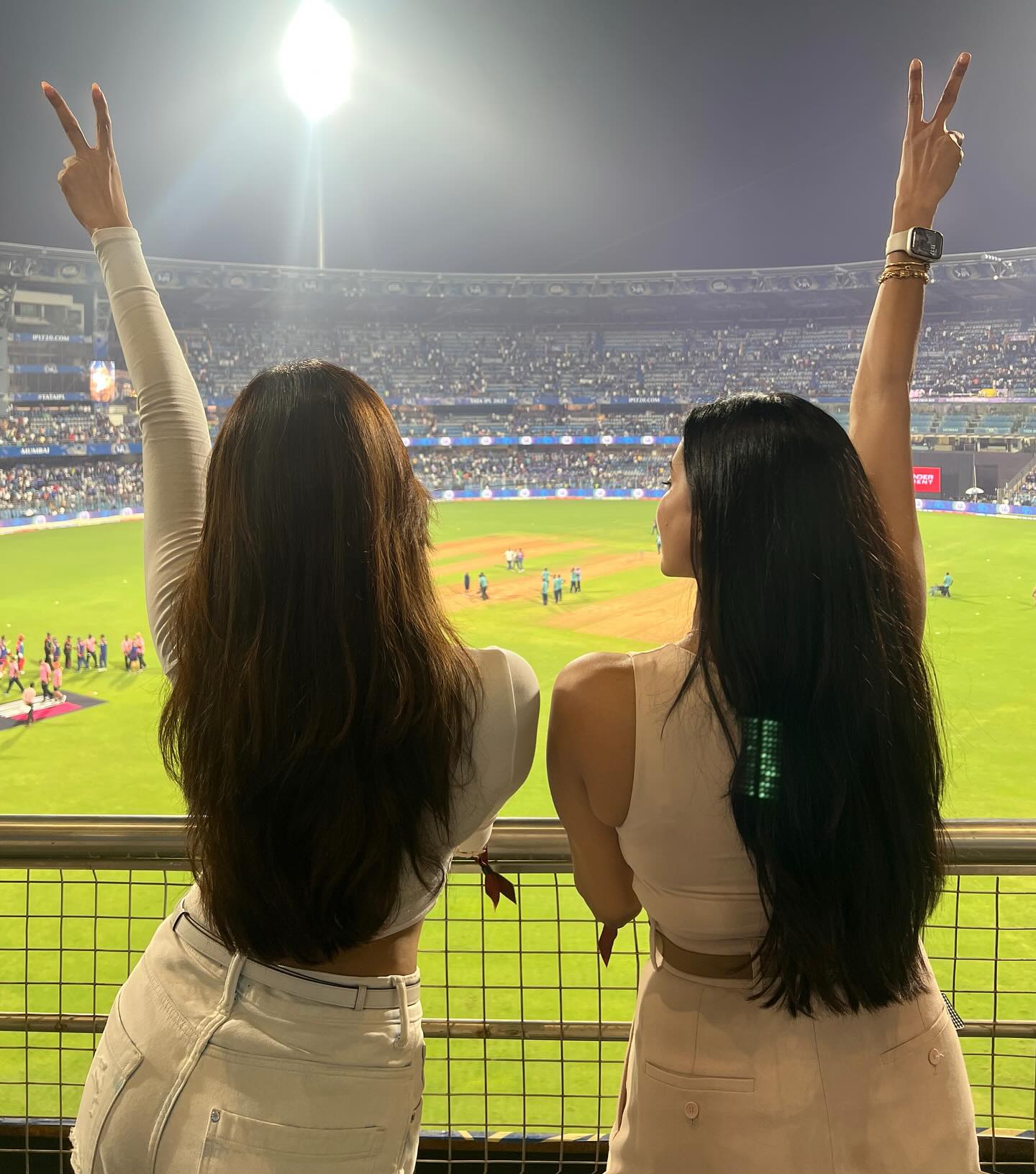 Mumbai Indians Clinch Playoffs