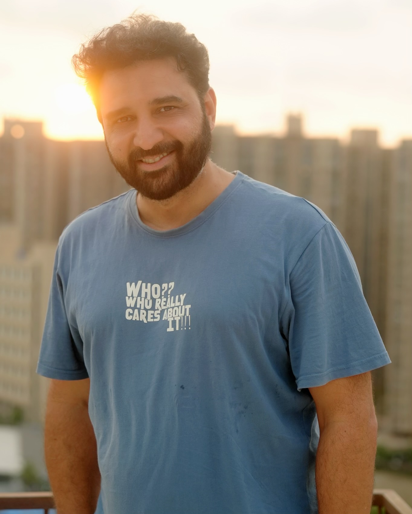 Mumbai Rooftop Sunsets Inspire Fashionable Moments