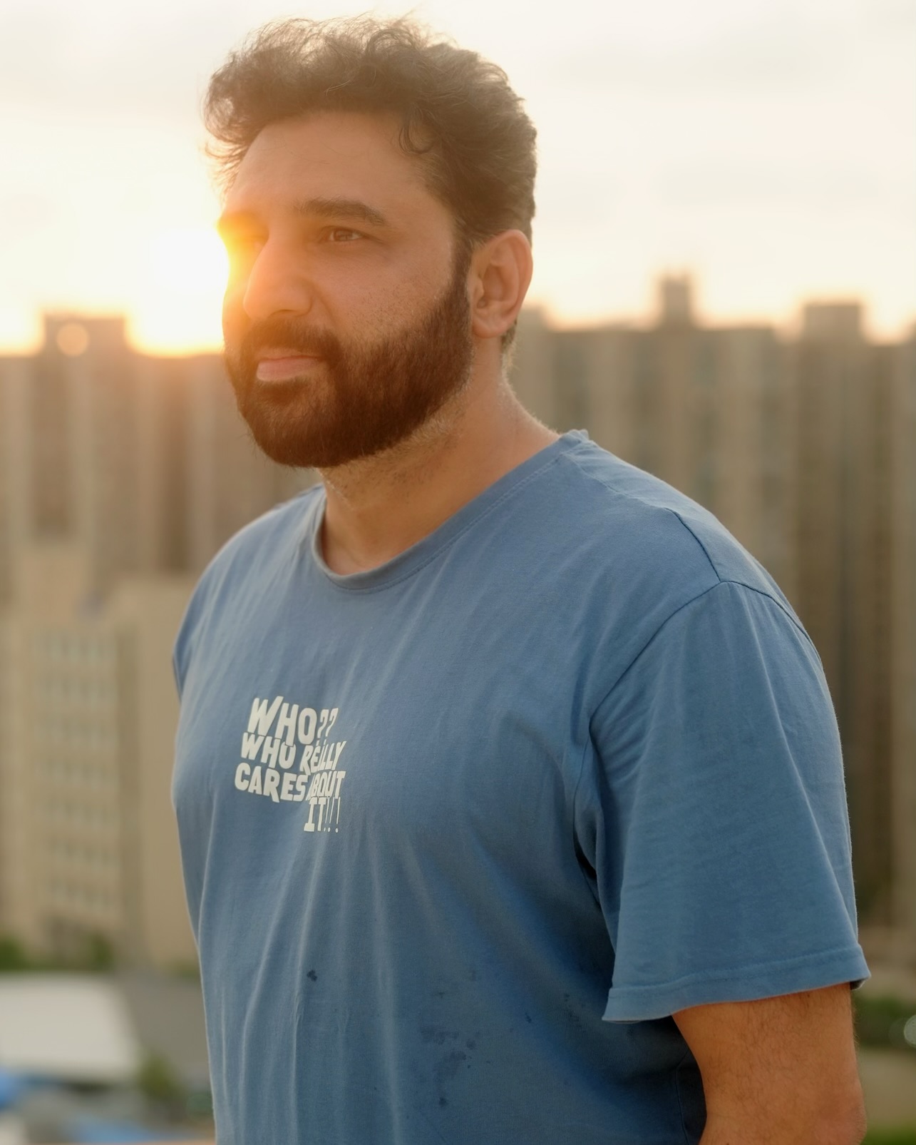 Mumbai Rooftop Sunsets Inspire Fashionable Moments