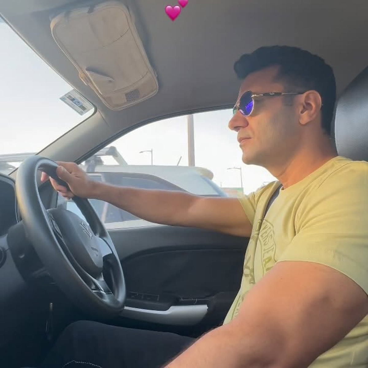 Mumbai’s Beauty Shining Brighter Before Rains Celebrity Tariq Bhat celebrates Mumbai's pre-rain beauty with a captivating Instagram post.