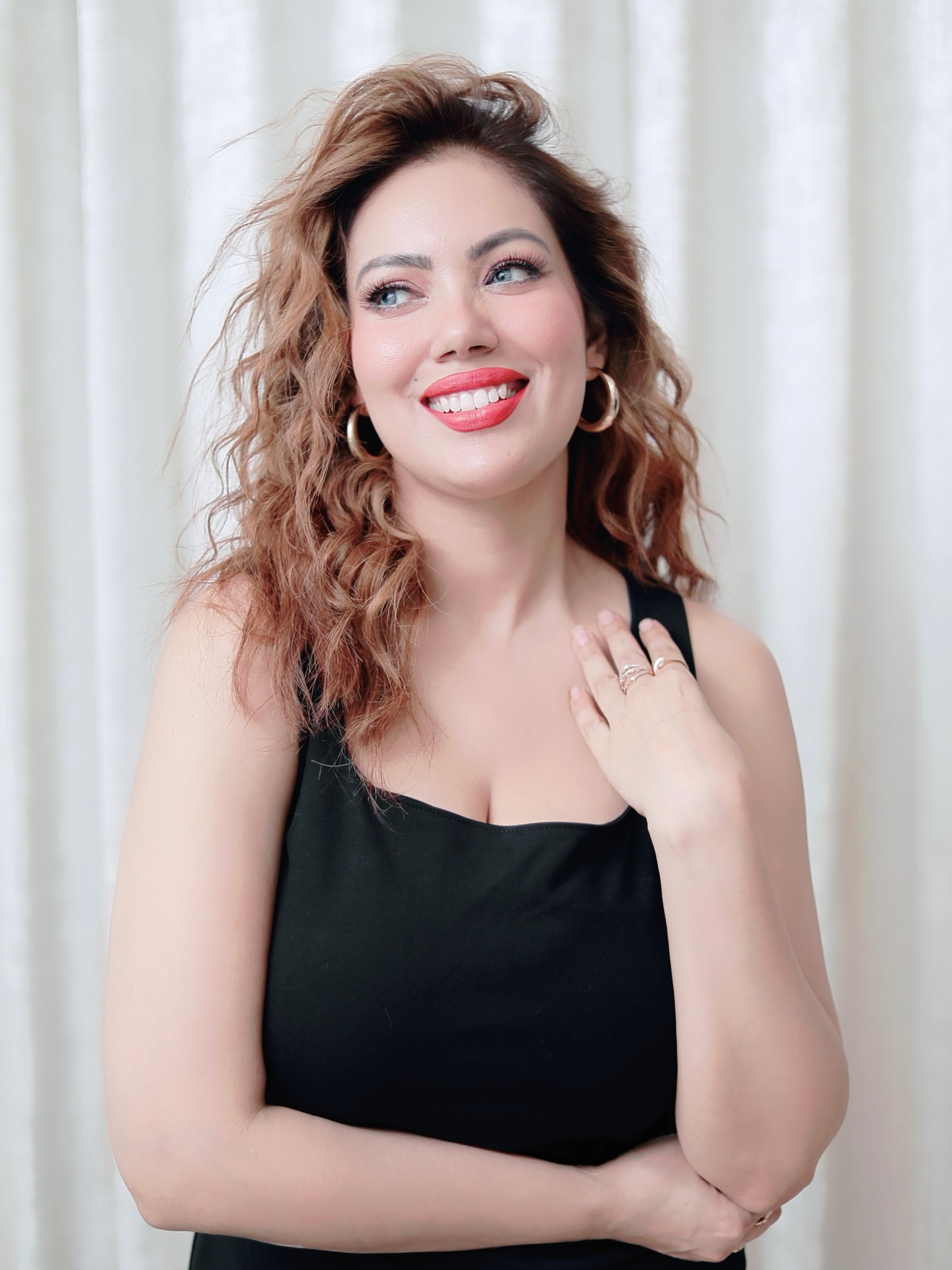 Actress Munmun Dutta radiates joy in her new Instagram post featuring playful emojis daily.