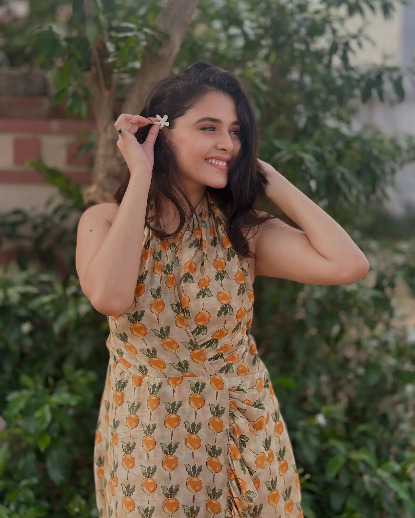 Muskan Bamne Showcases Chic Style Statement Muskan Bamne stuns on Instagram in a fresh, vibrant look by top stylist, designer-so chic!
