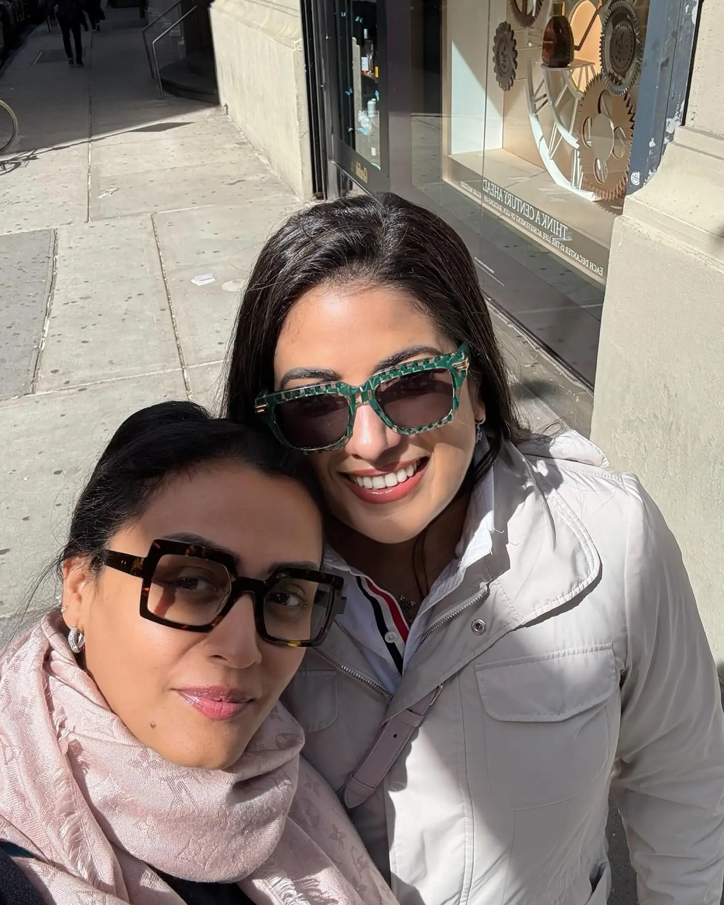 Namrata Shirodkar Enjoys Delightful Lunch Break
