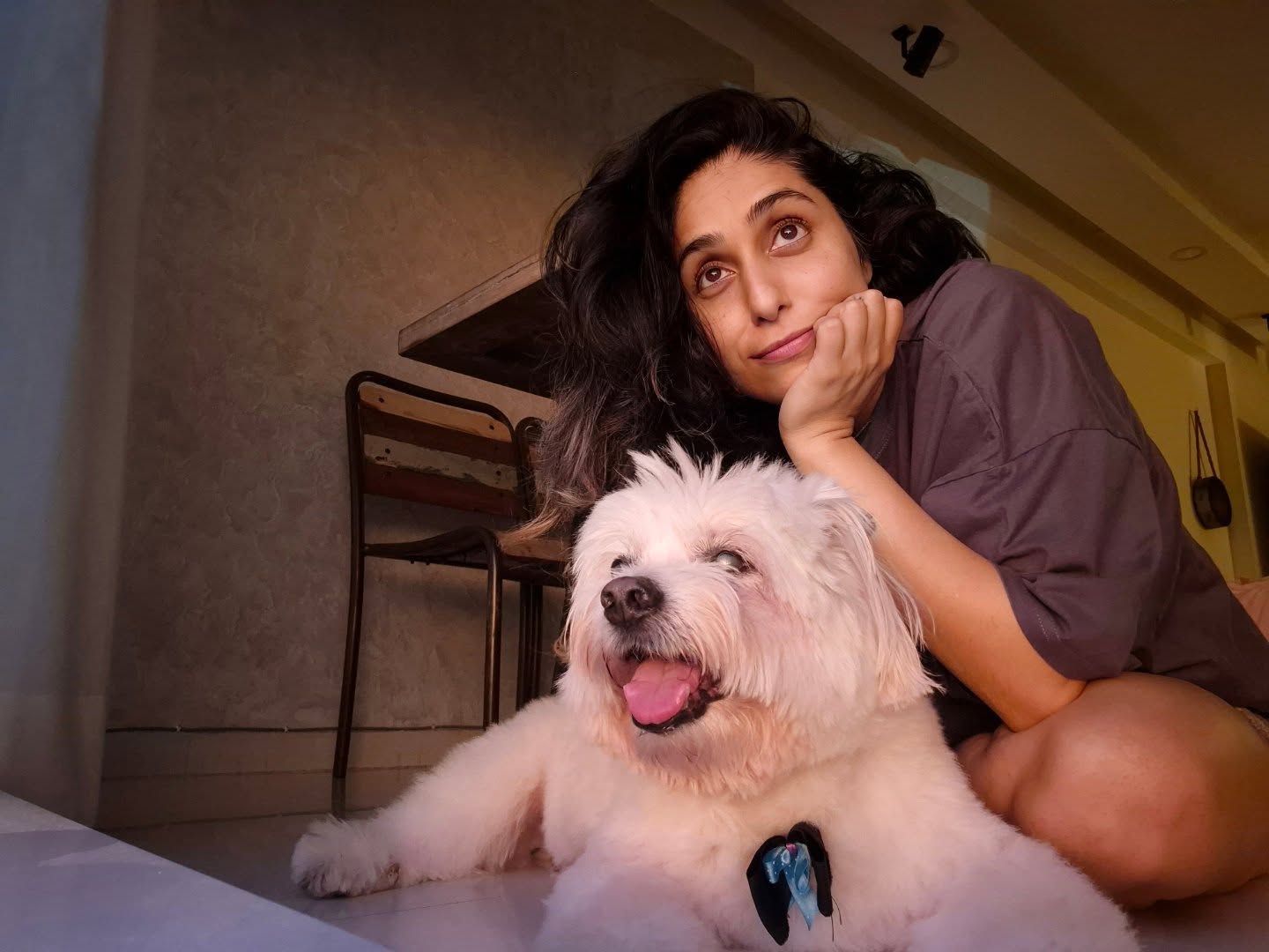 Neha Bhasin Captures Magical Sunset Moments