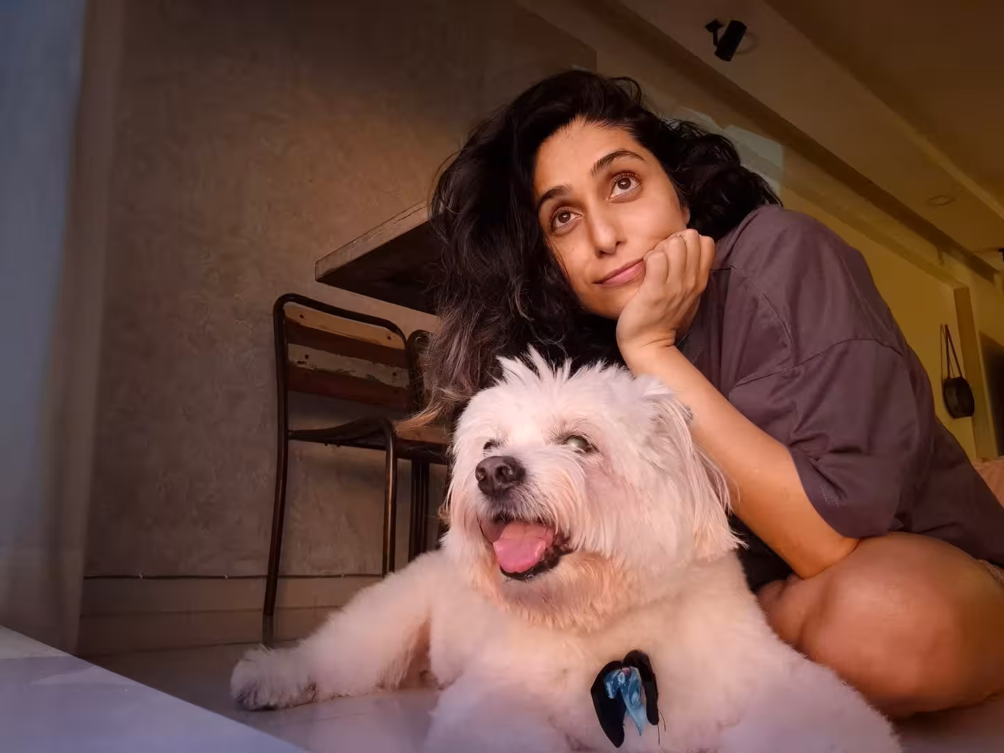 Neha Bhasin Captures Magical Sunset Moments