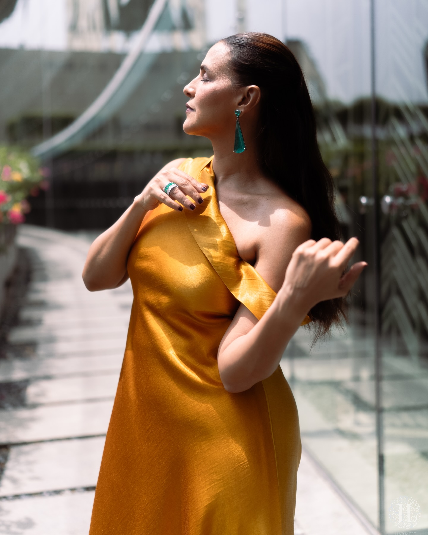 Celebrity mixes work and play in Delhi, sharing a vibrant glimpse of her day!!!