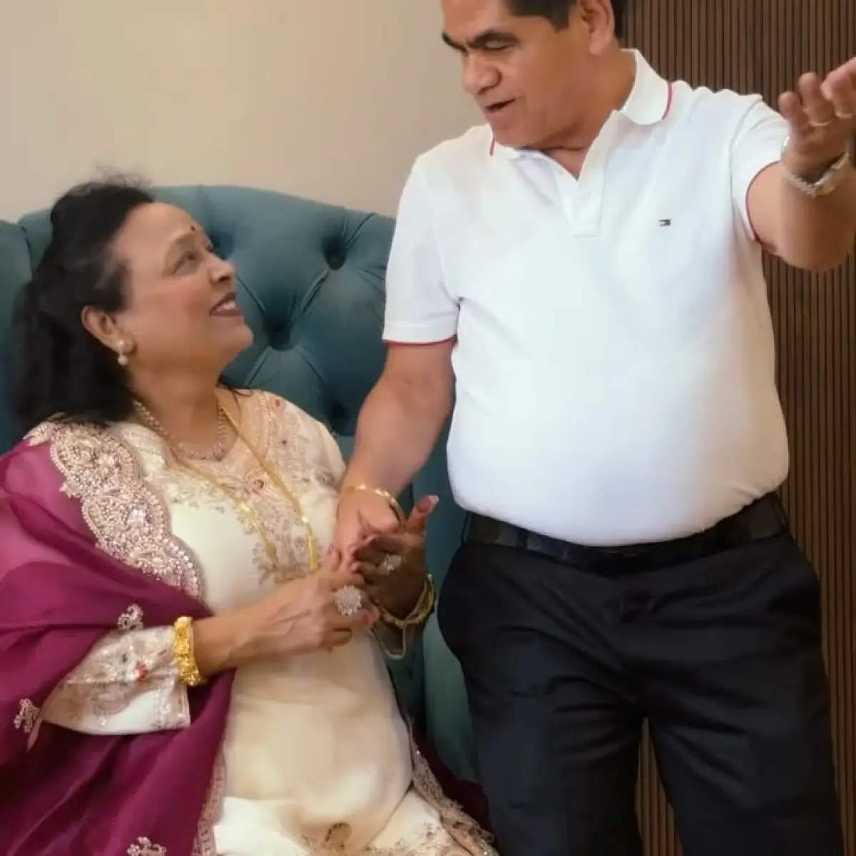 Neha Kakkar Celebrates Her Parents’ Special Anniversary Celebrated musician Neha Kakkar pays heartfelt homage to her parents on their anniversary!