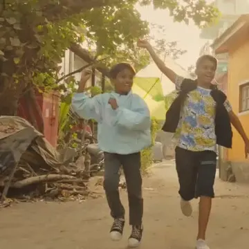 Actress shares a video full of love. 