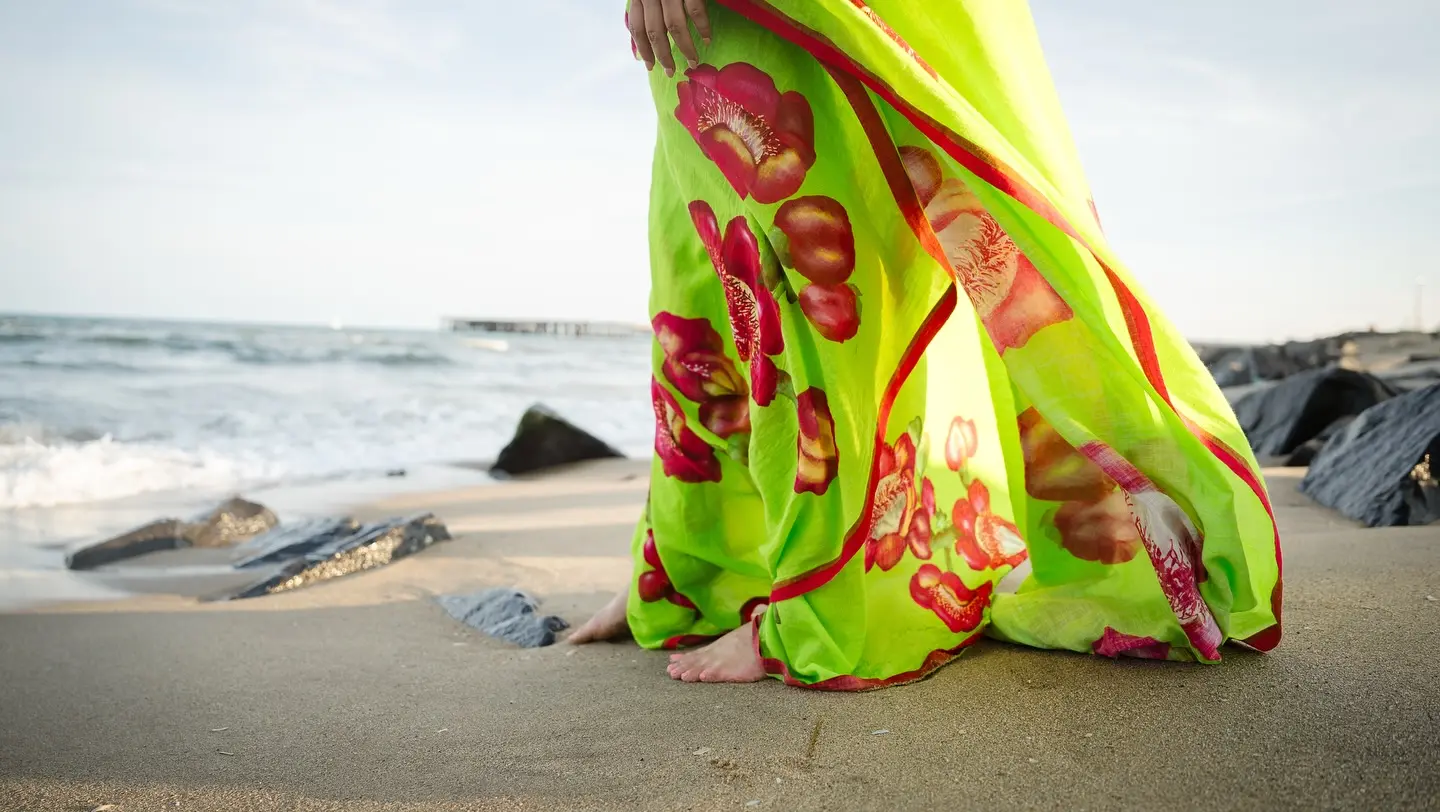 Ocean Embrace Sparks Creative Reflections