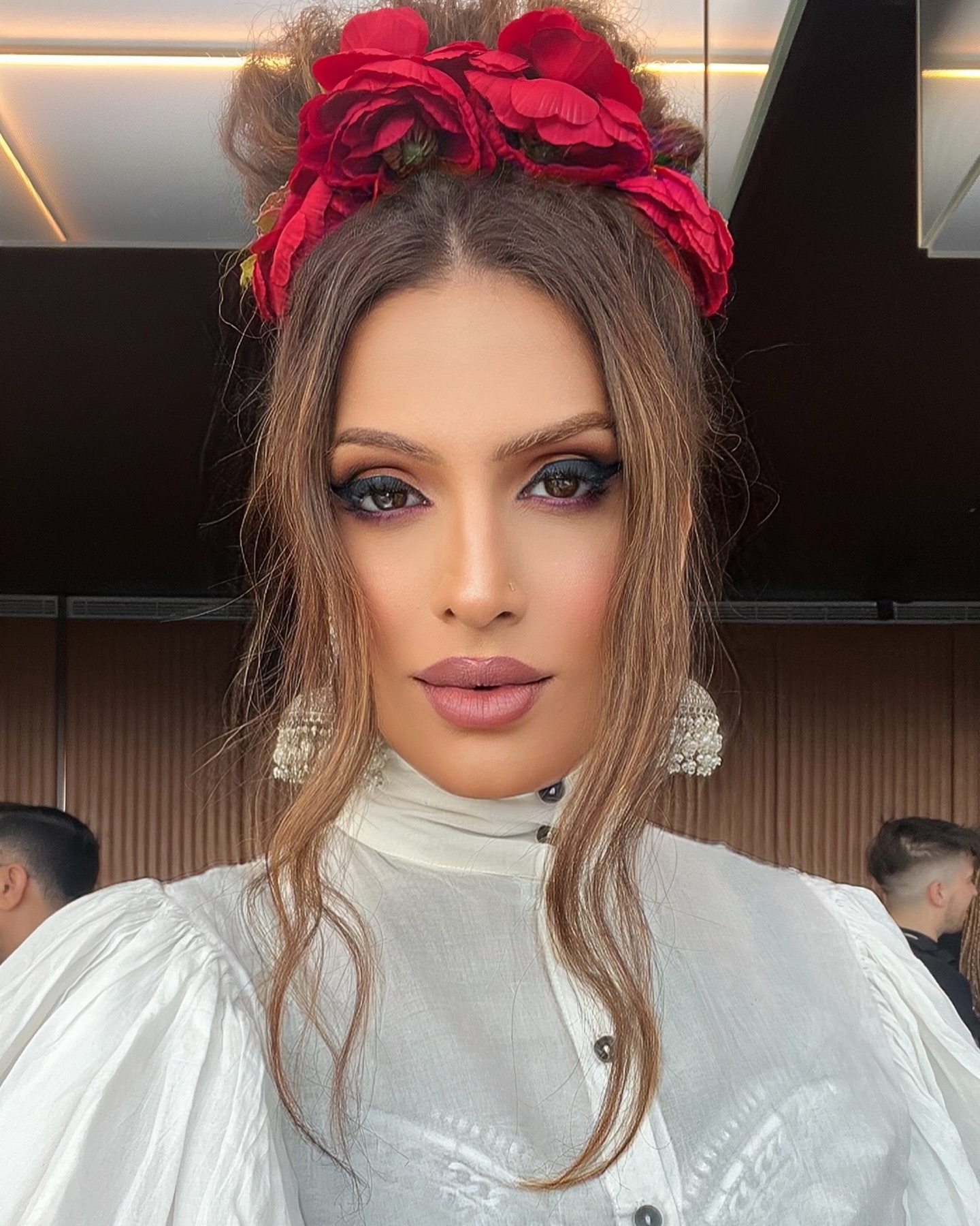 Paris Love: Celebrity Travel Diary Unveiled Celebrity Rani KoHEnur charms fans with enchanting Paris travel shots, brimming with love!