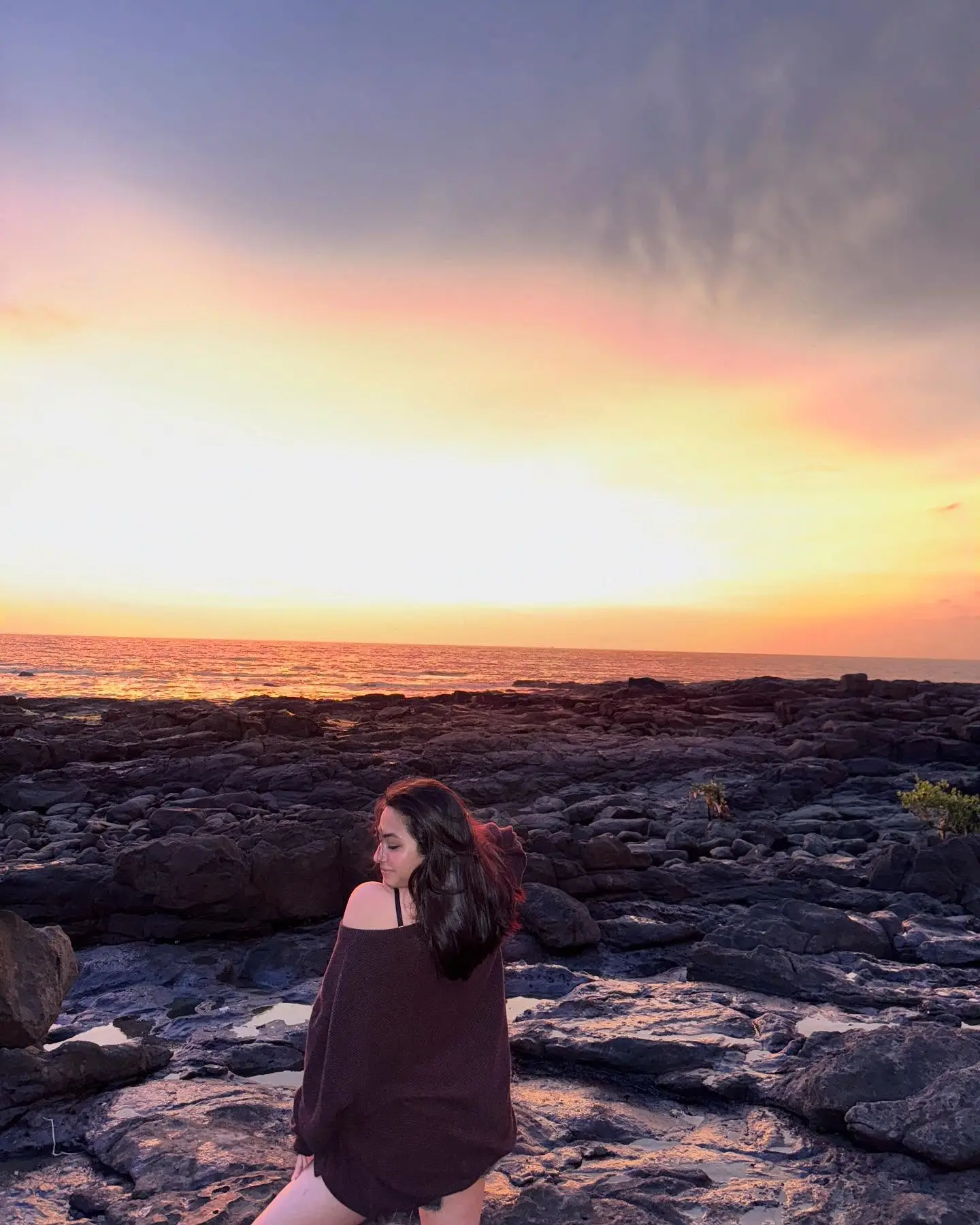 Poetic Skies: Evening Vibes Captured By Reem Shaikh