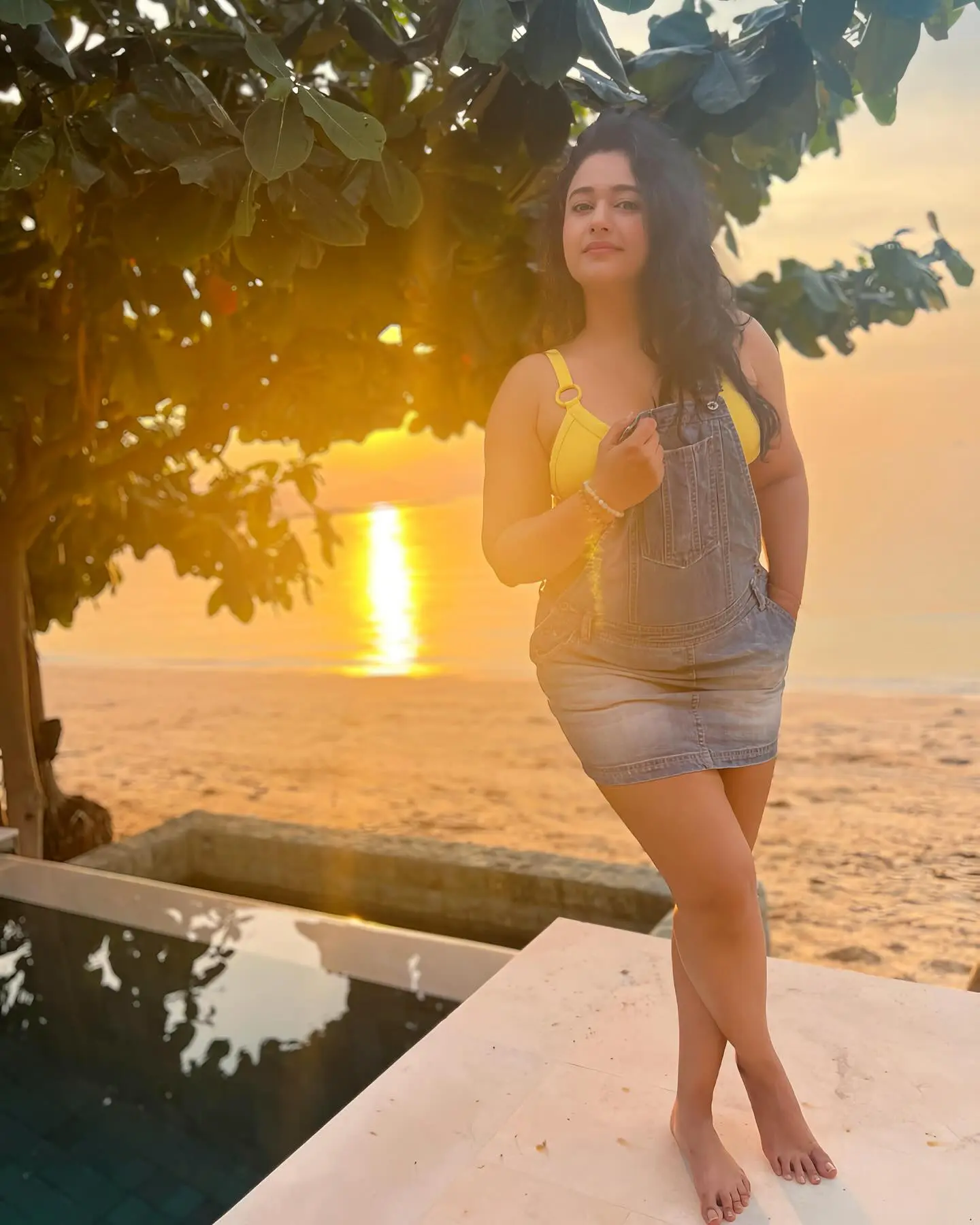 Poonam Bajwa Stuns In Latest Style Snapshot