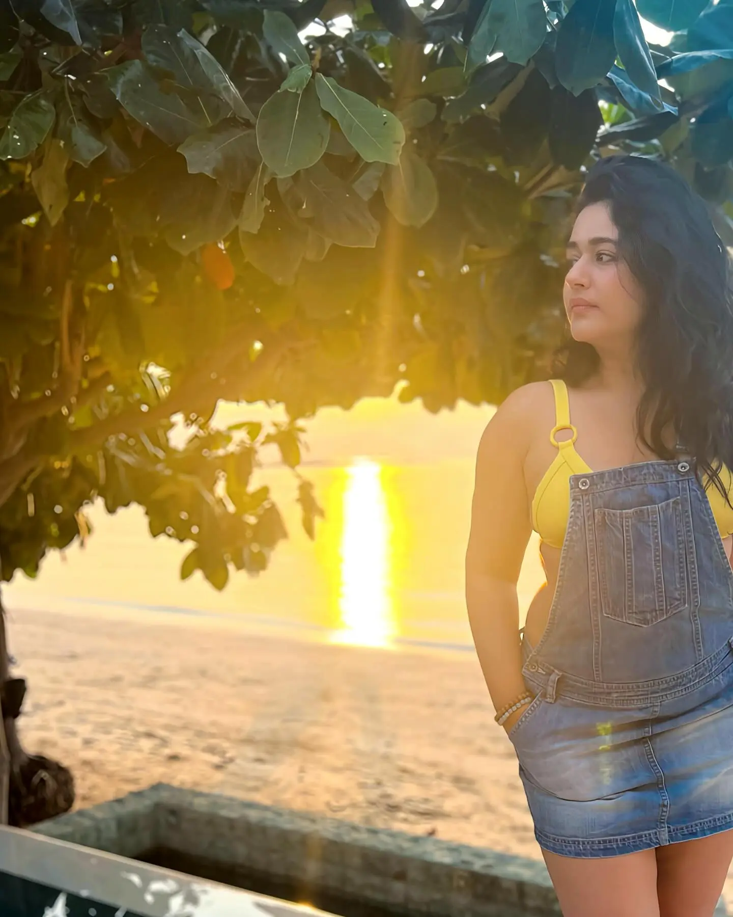 Poonam Bajwa Stuns In Latest Style Snapshot