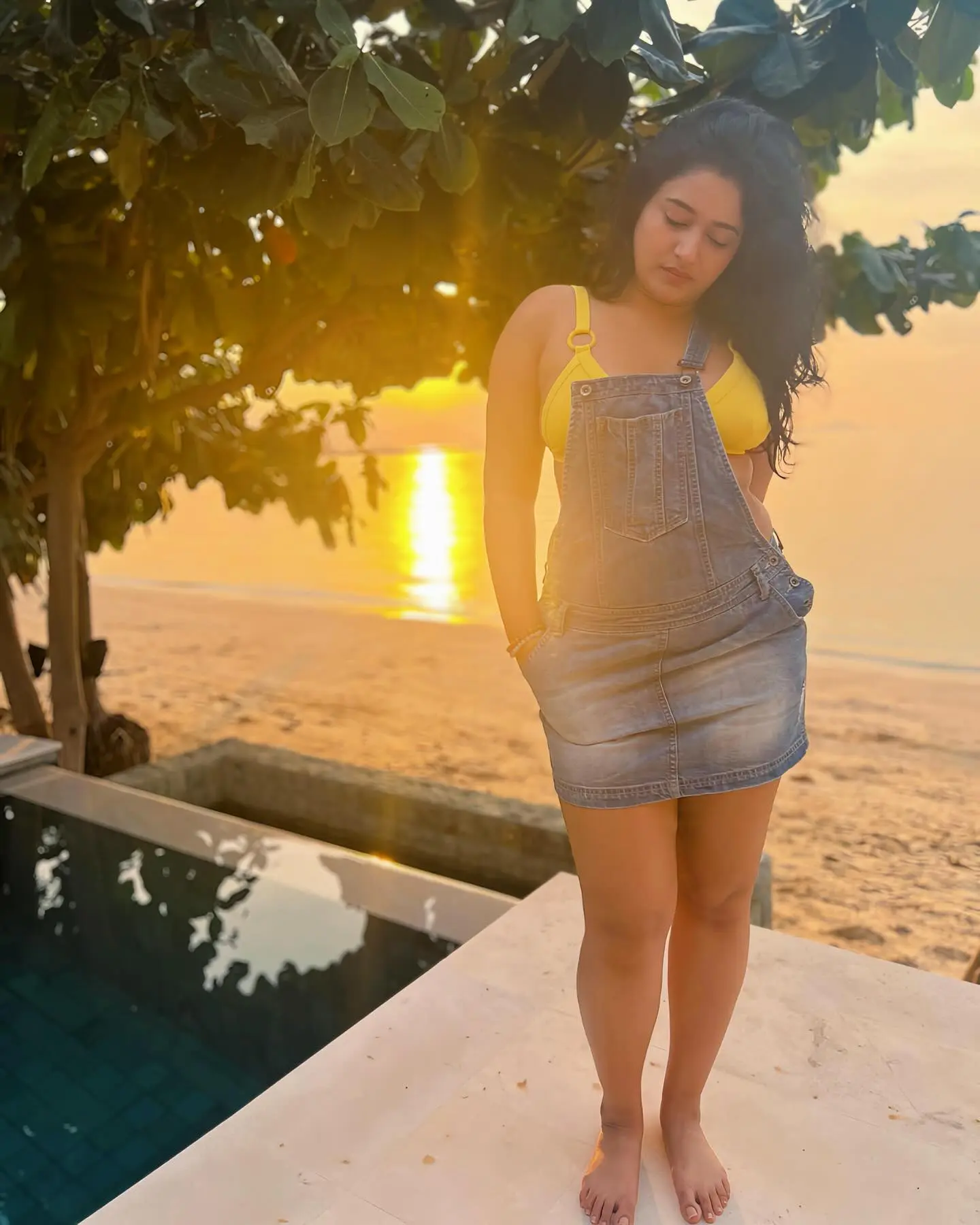 Poonam Bajwa Stuns In Latest Style Snapshot