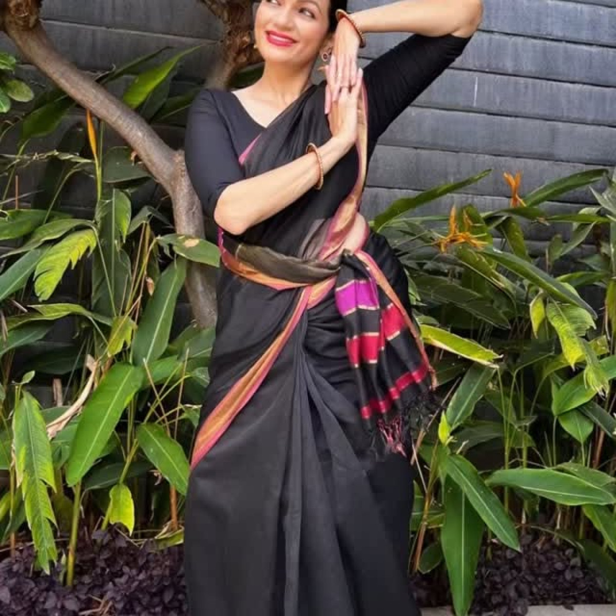 Her latest post unveils a poetic glimpse into the magic of dance and a life in motion.!!..