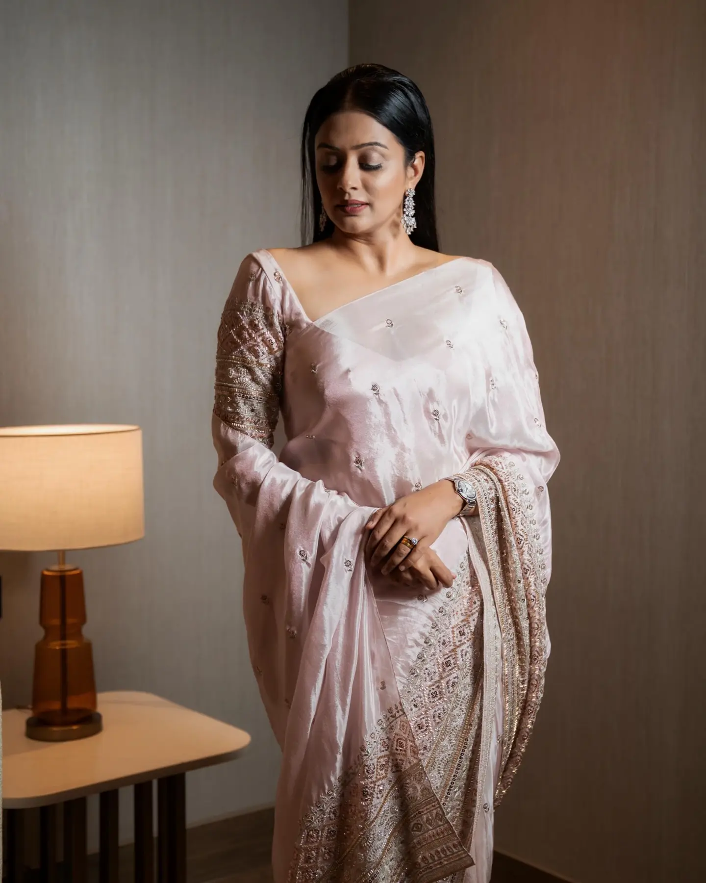 Priya Mani Raj Receives Indo Arab Women Excellence Award