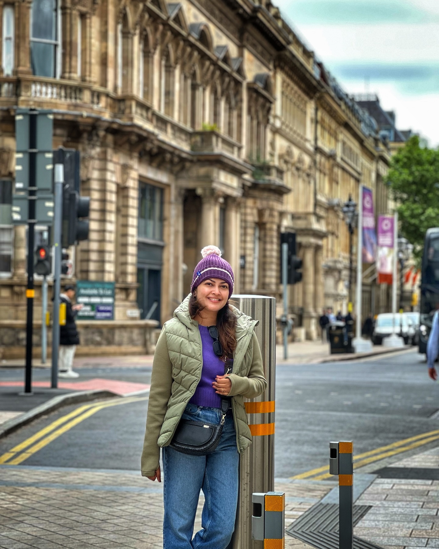 Priyanka Barve In Birmingham Vibes Celebrity singer Priyanka Barve embraces Birmingham’s urban energy with bold travel vibes!