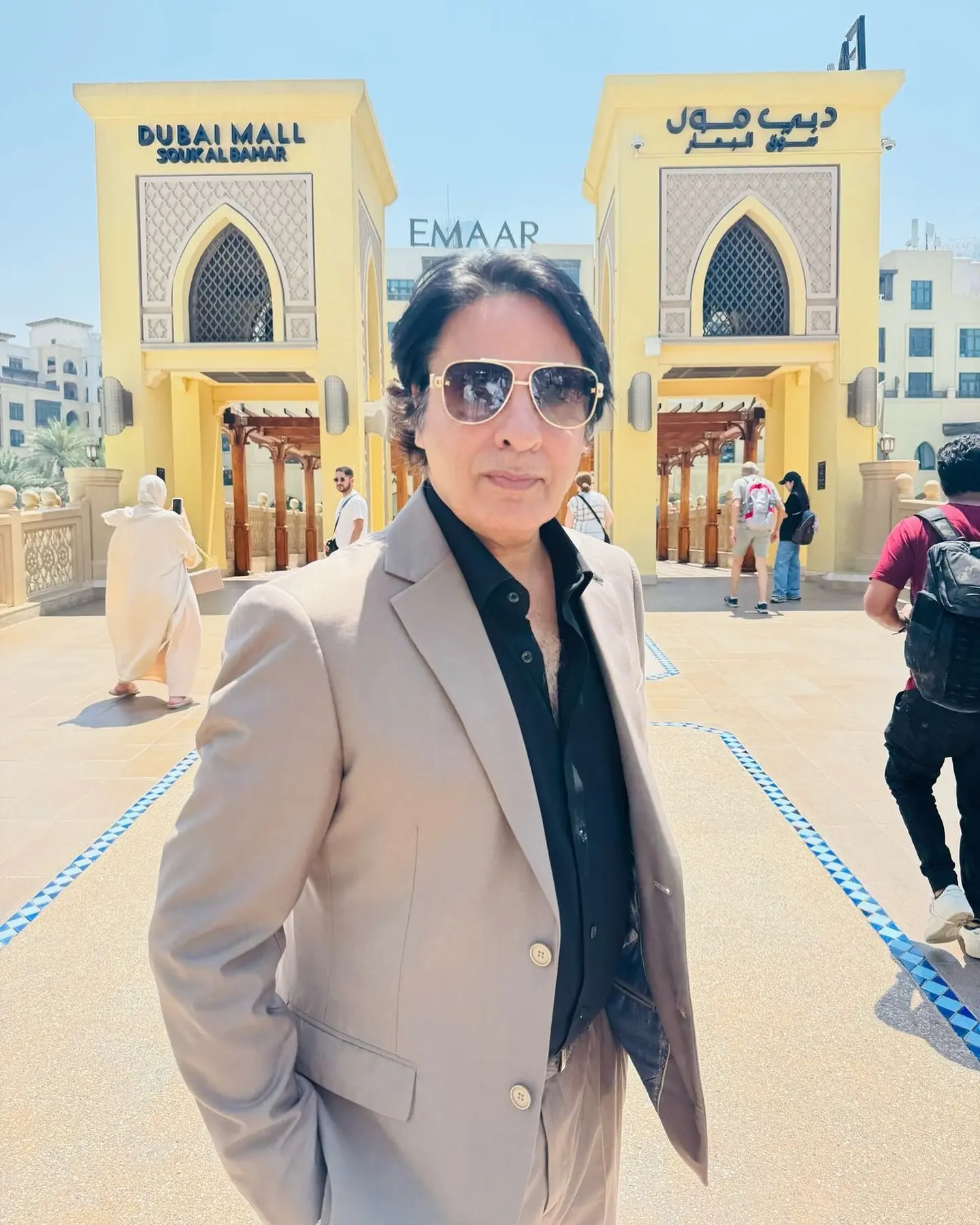 Rahul Roy Embraces Dubai Charm Bollywood veteran explores sunny Dubai, blending travel diaries with cultural and glamorous vibes.
