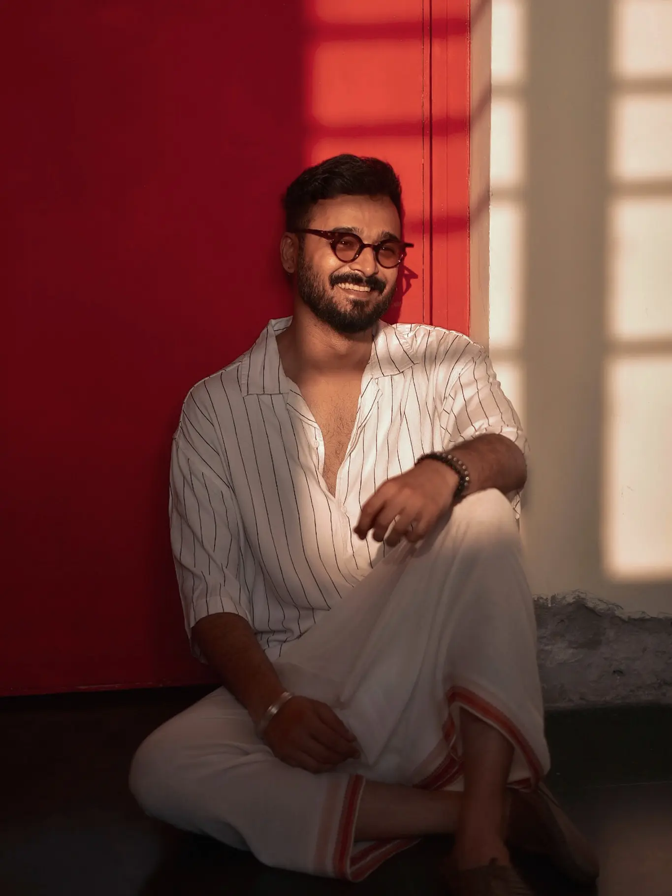 Rajdeep Gupta Showcases Quirky Charm On Instagram Rajdeep Gupta blends raw expression with quirky vibes in a compelling Instagram update.!!