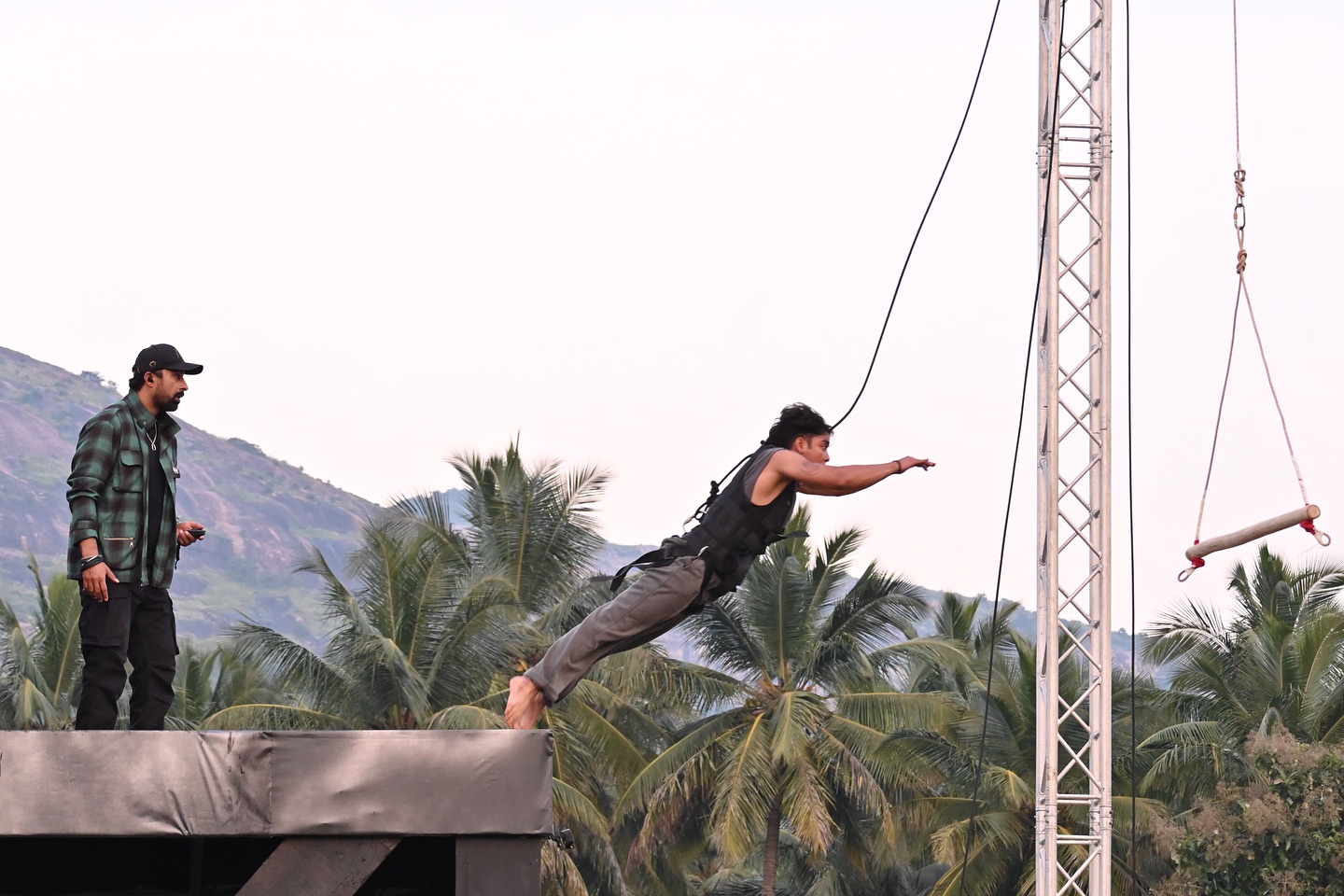 Rannvijay Dares To Leap In Roadies Double Cross