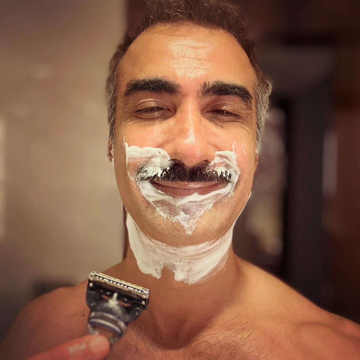 Celebrity Ranvir Shorey redefines grooming, blending art and attitude in his morning mood.