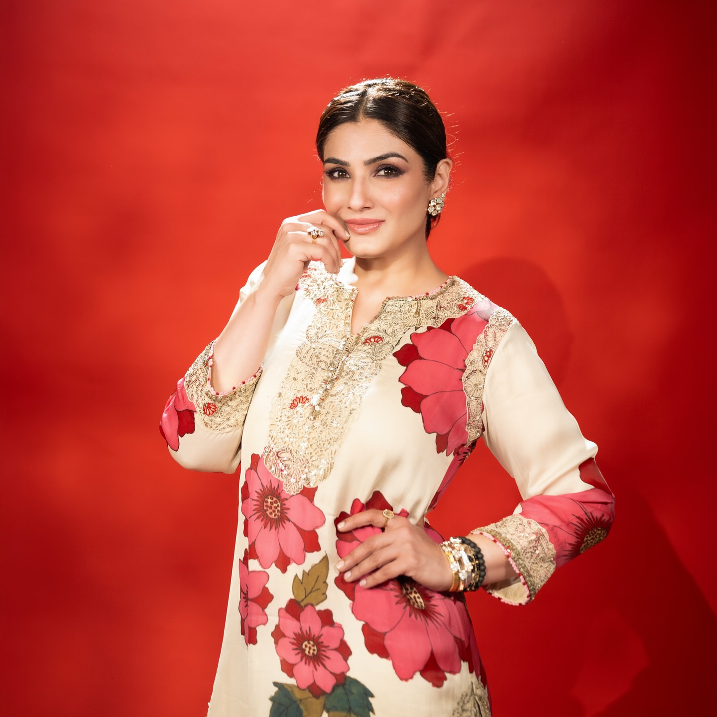Raveena Tandon Prays for Safety: Justice for Pahalgam Iconic actress Raveena Tandon channels heartfelt prayers and style for Pahalgam justice!!!