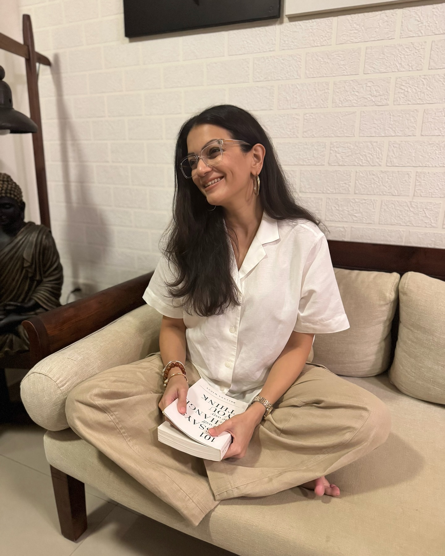 Reflecting On Life’s Subtle Shifts Prachi Shah explores everyday change with keen insight into life’s routine beauty for all.