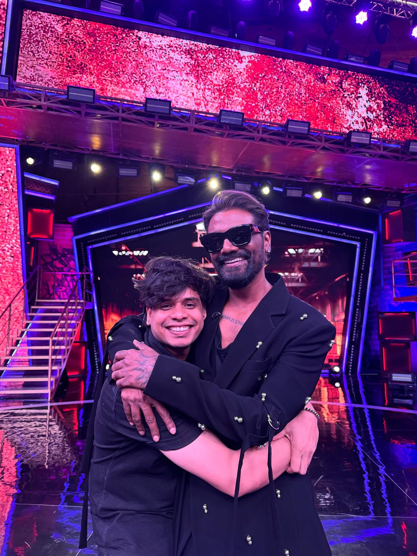 Remo D’Souza Exhibits Boss Energy On Instagram Renowned choreographer Remo D’Souza shares a snapshot capturing his iconic flair and drive.