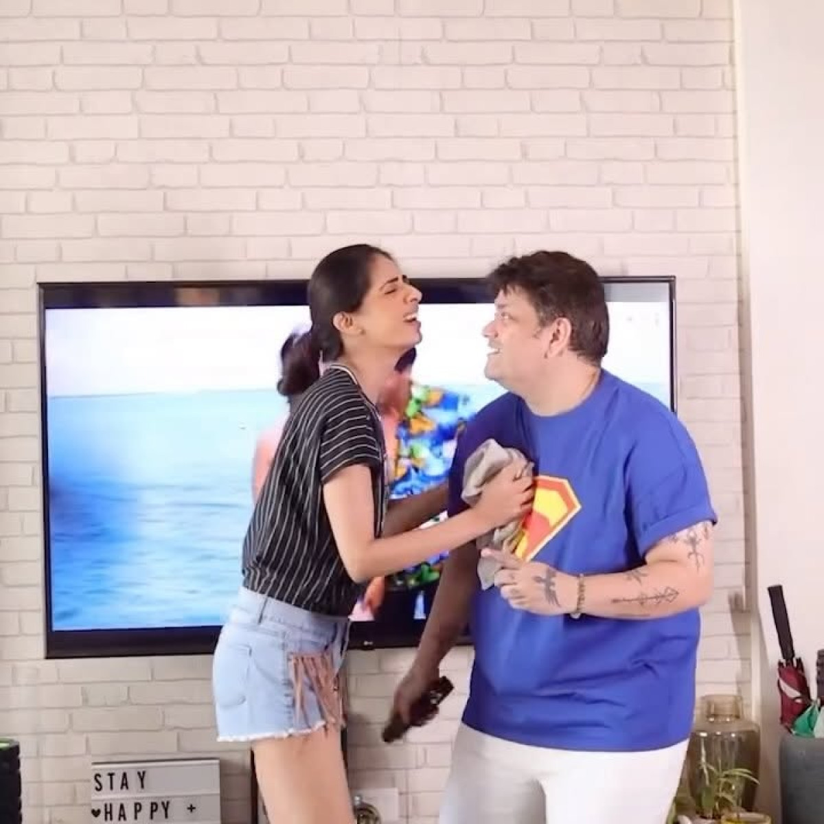 Aishwarya Sakhuja Declares Wives The ‘OG Remote Controllers’ In A Recent Post Actress humorously teases traditional remote control norms in a playful video.